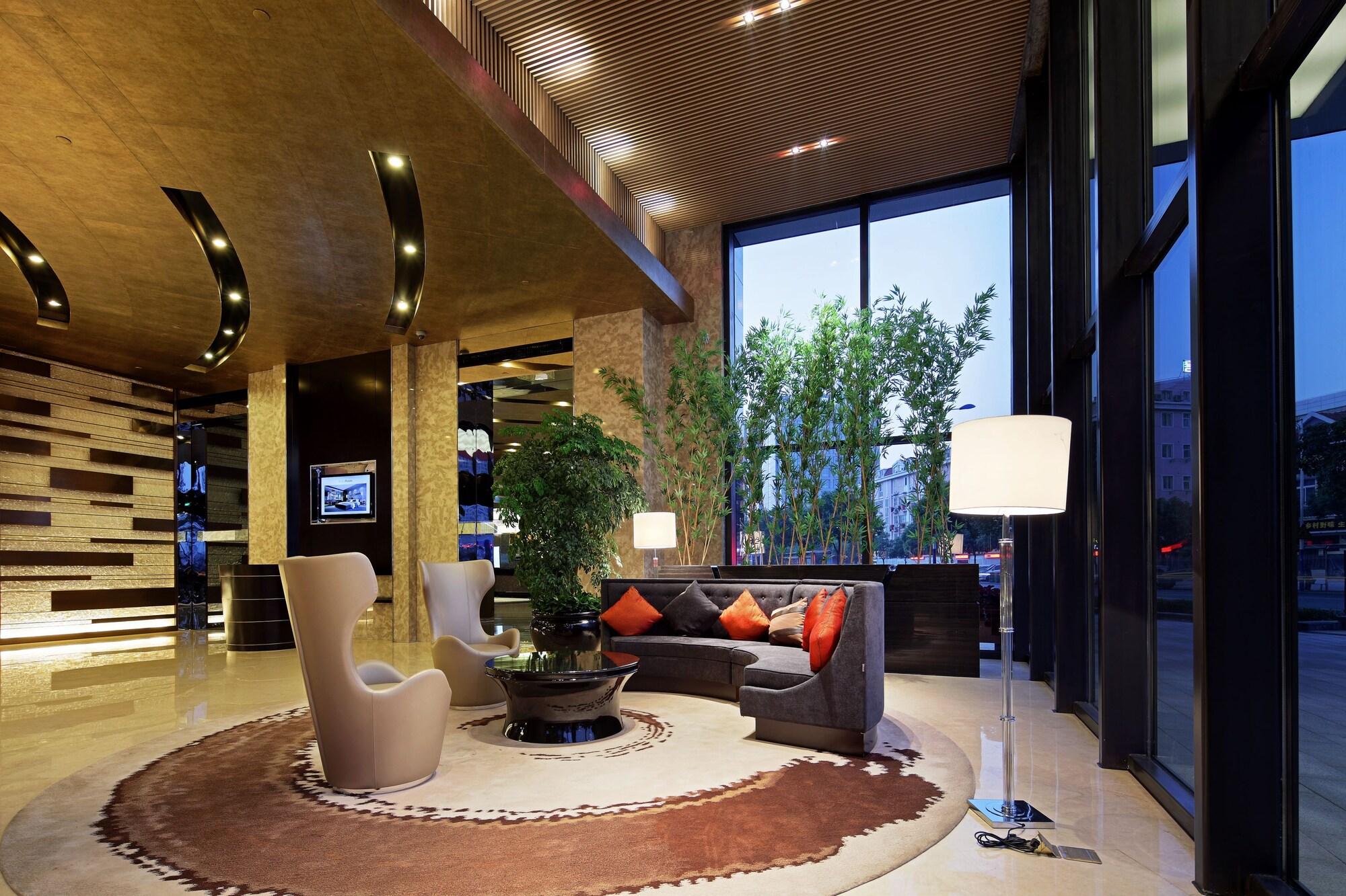 Vista Lobby Ramada Changzhou North