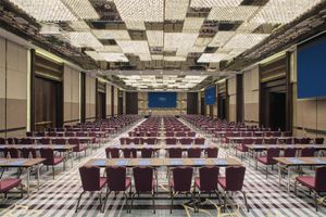 Alojamiento - Hilton Manila Newport World Resorts