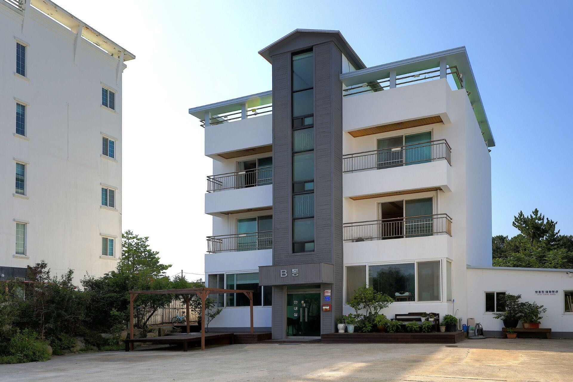 Vista Exterior Taehwa Pension