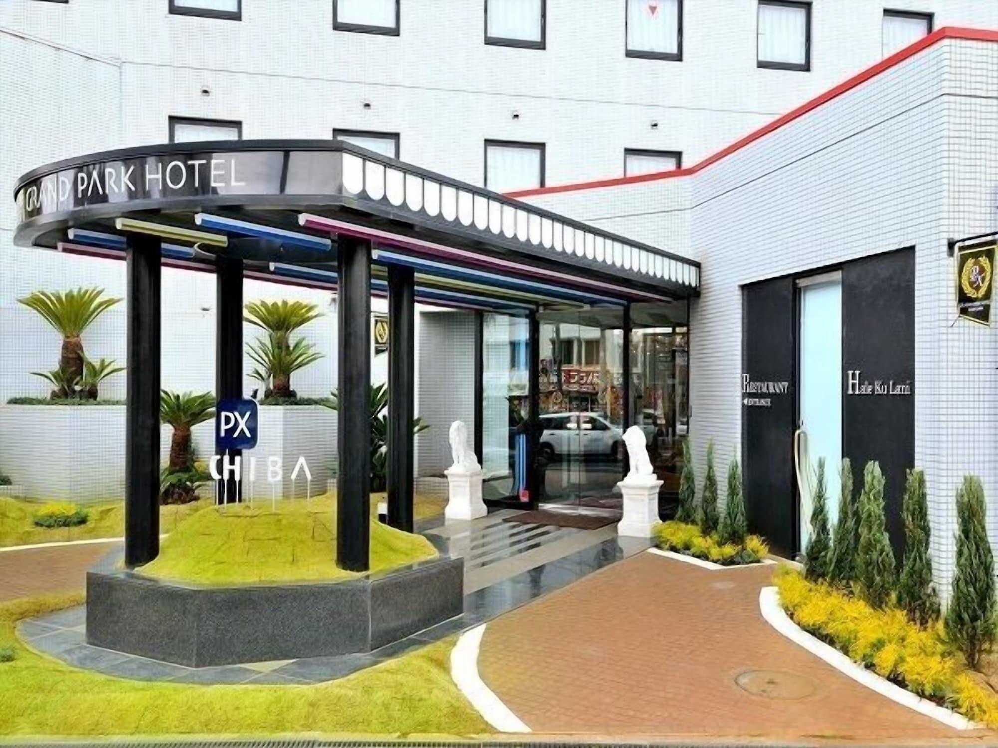 Varios Grand Park Hotel Panex Chiba
