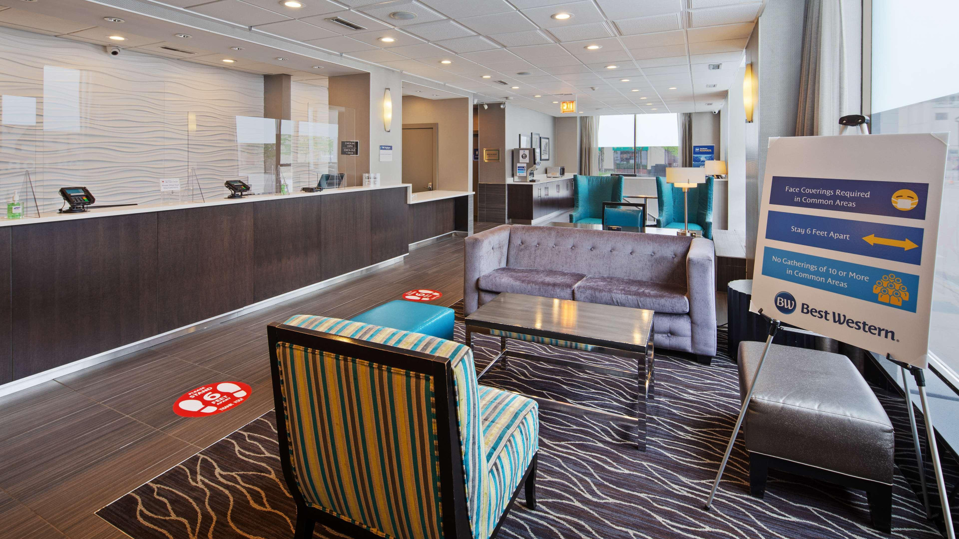 Vista Lobby Best Western River North Hotel