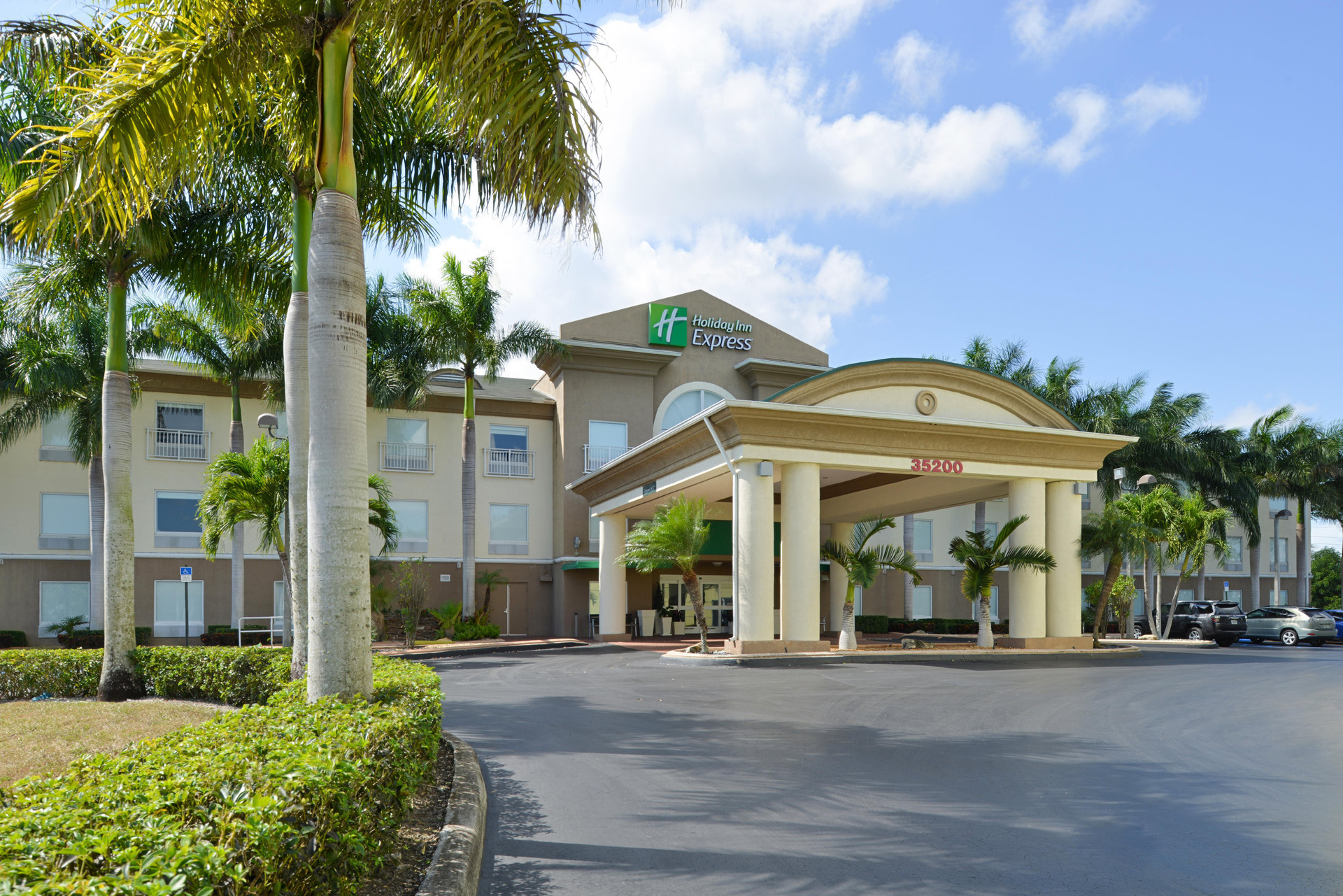 Vista Exterior Holiday Inn Express & Suites Florida City by IHG