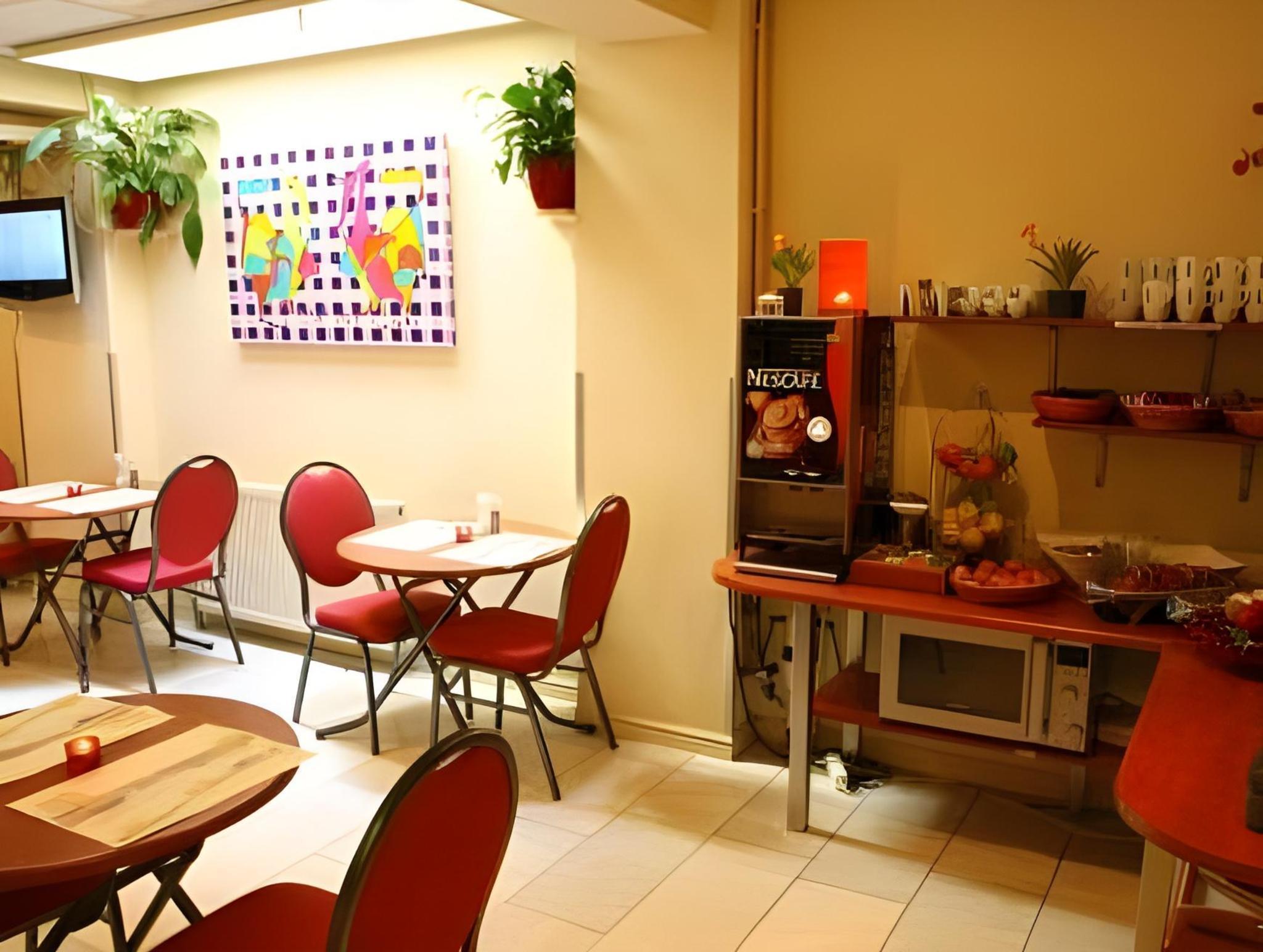 Bar/Salón Hotel Mozart