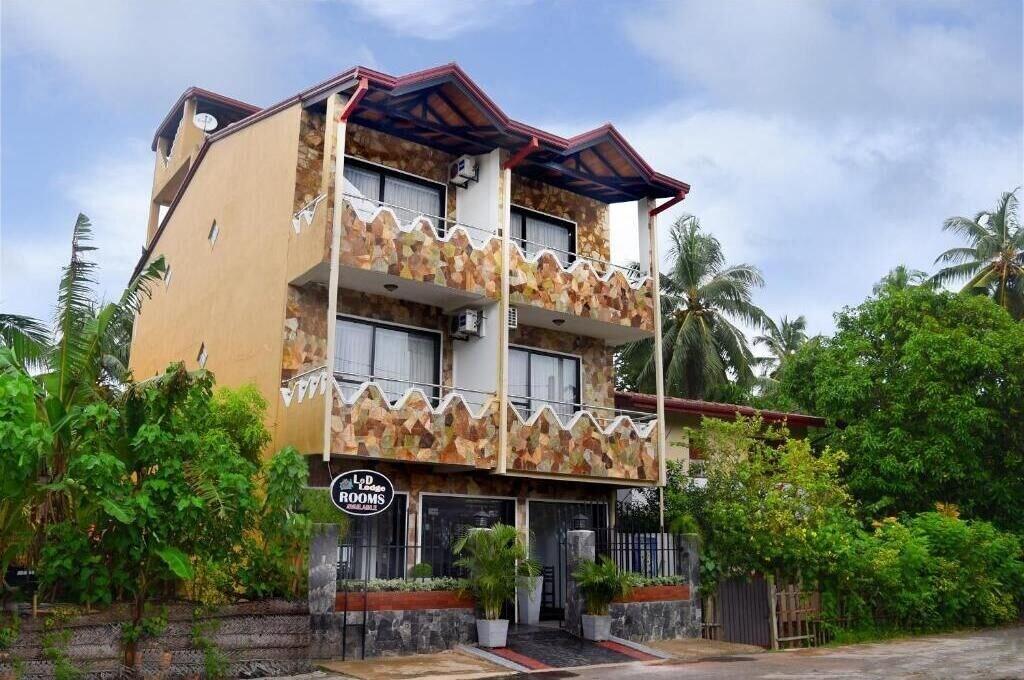 Vista Exterior L&D Lodge