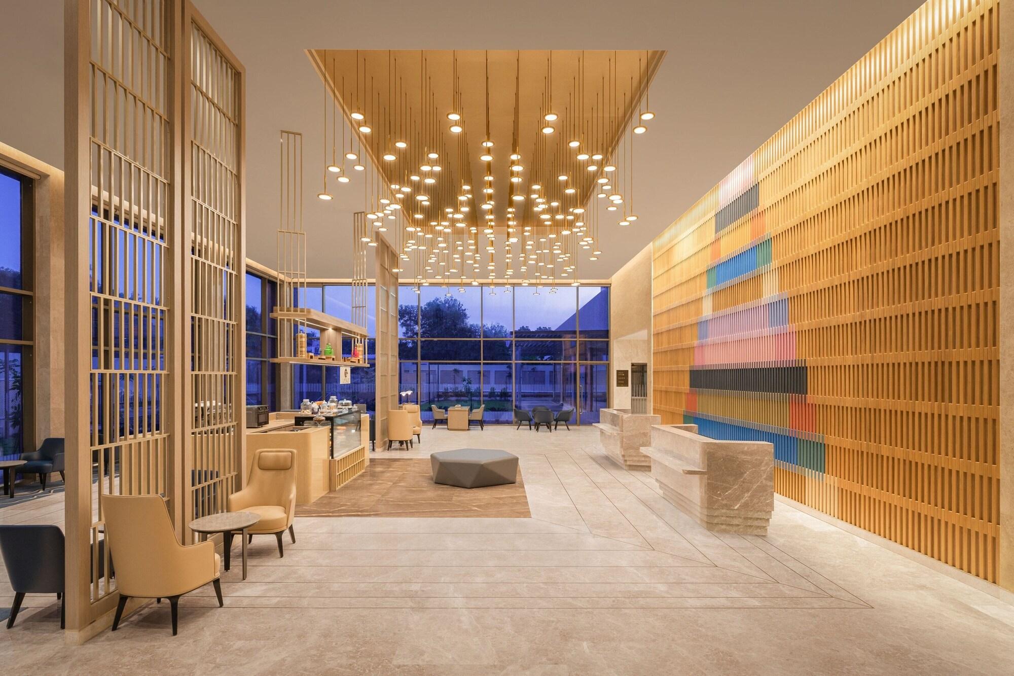 Vista Lobby Courtyard by Marriott Tiruchirappalli