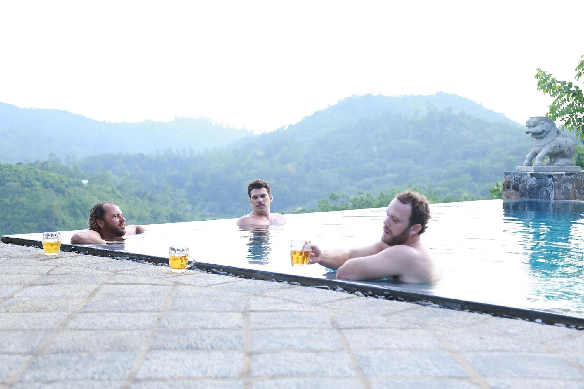 Vista Piscina Makuludola Bungalow