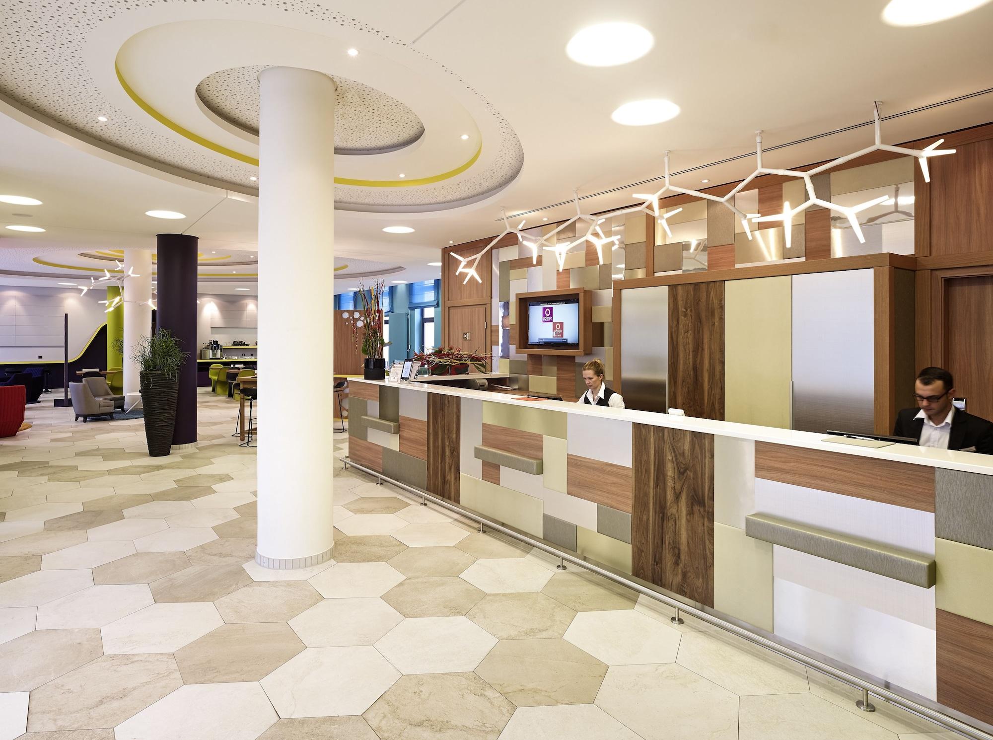 Vista Lobby Aparthotel Adagio Köln City