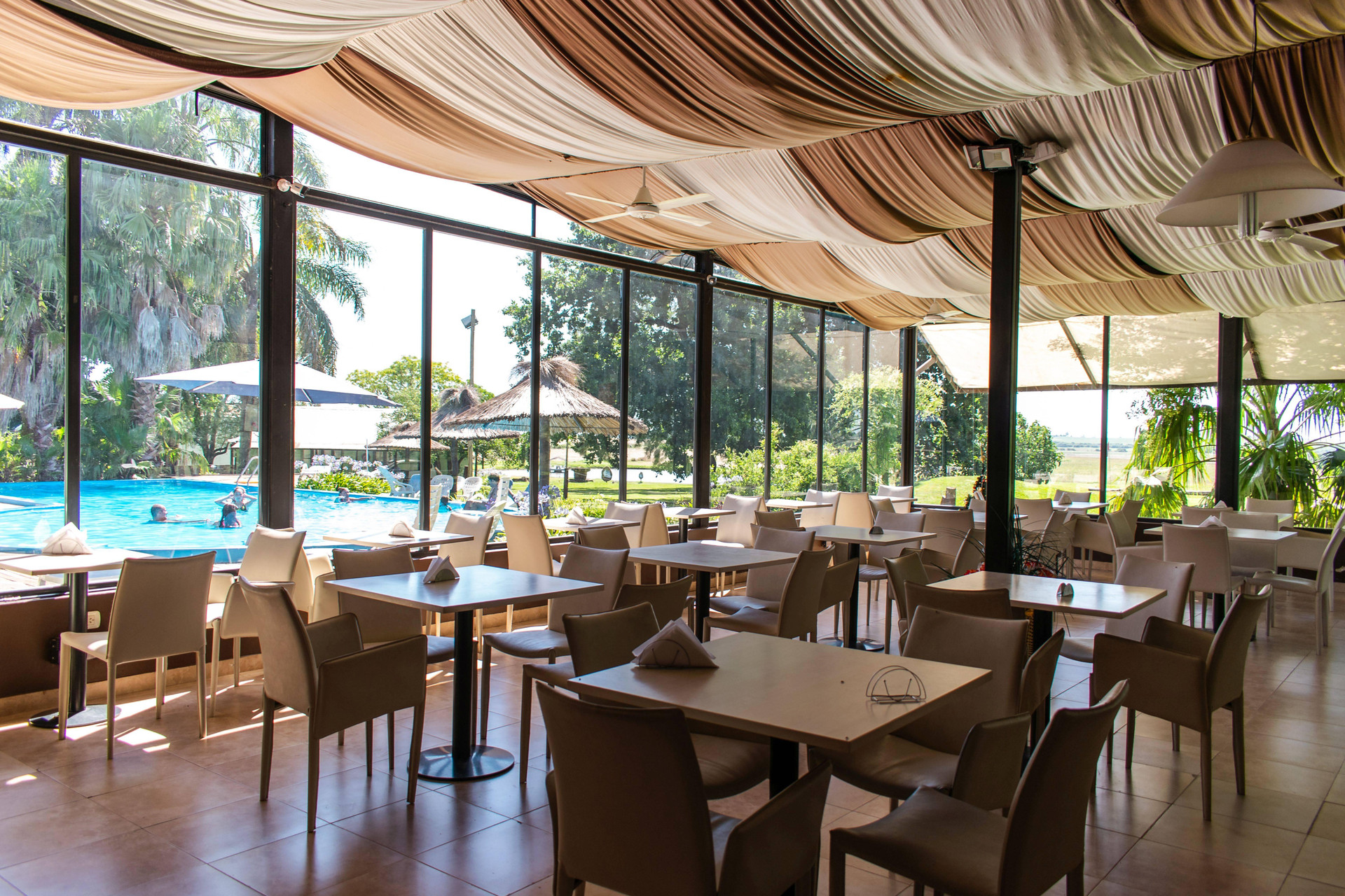Bar/Salón Campo & Golf