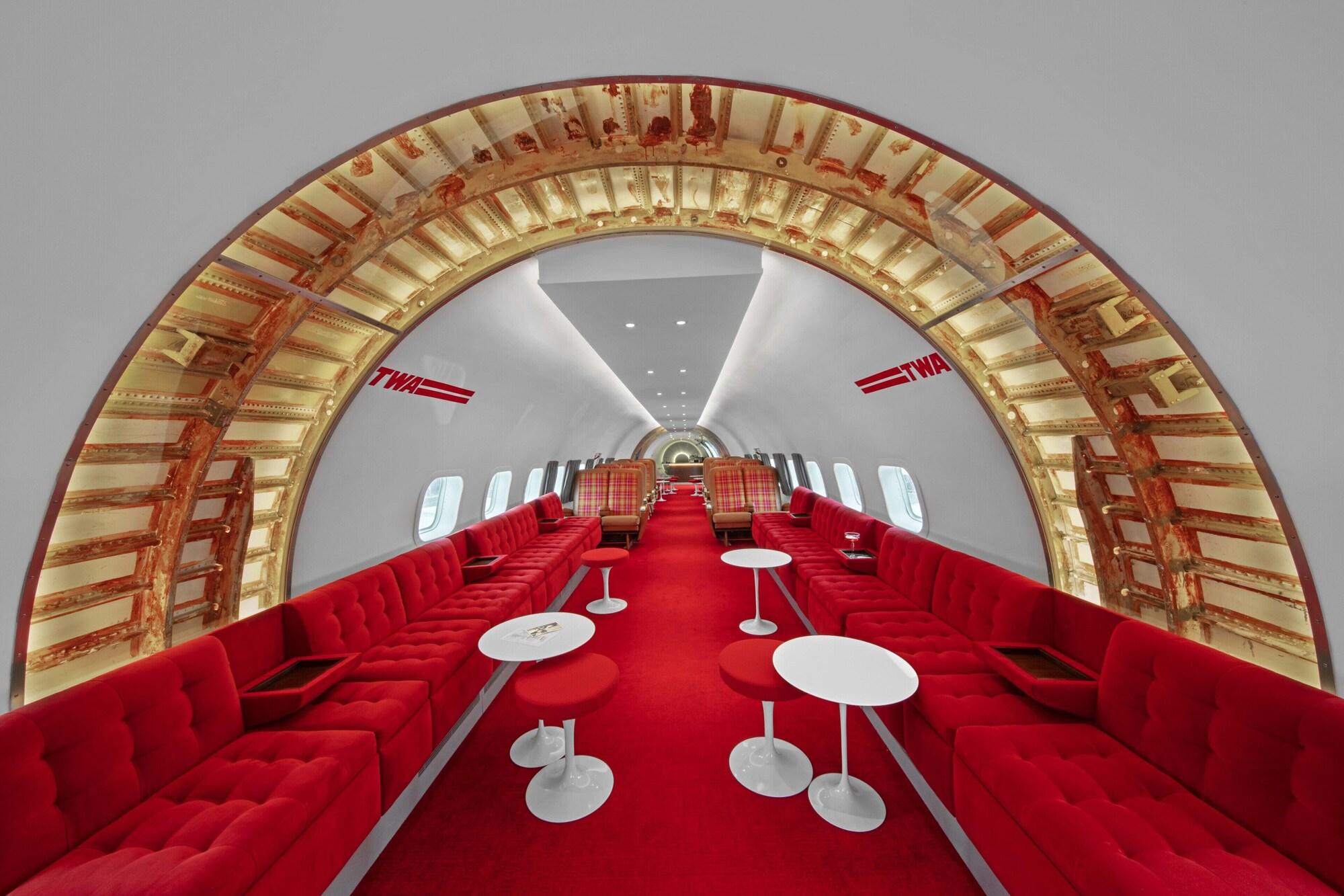 Bar/Salón TWA Hotel at JFK Airport