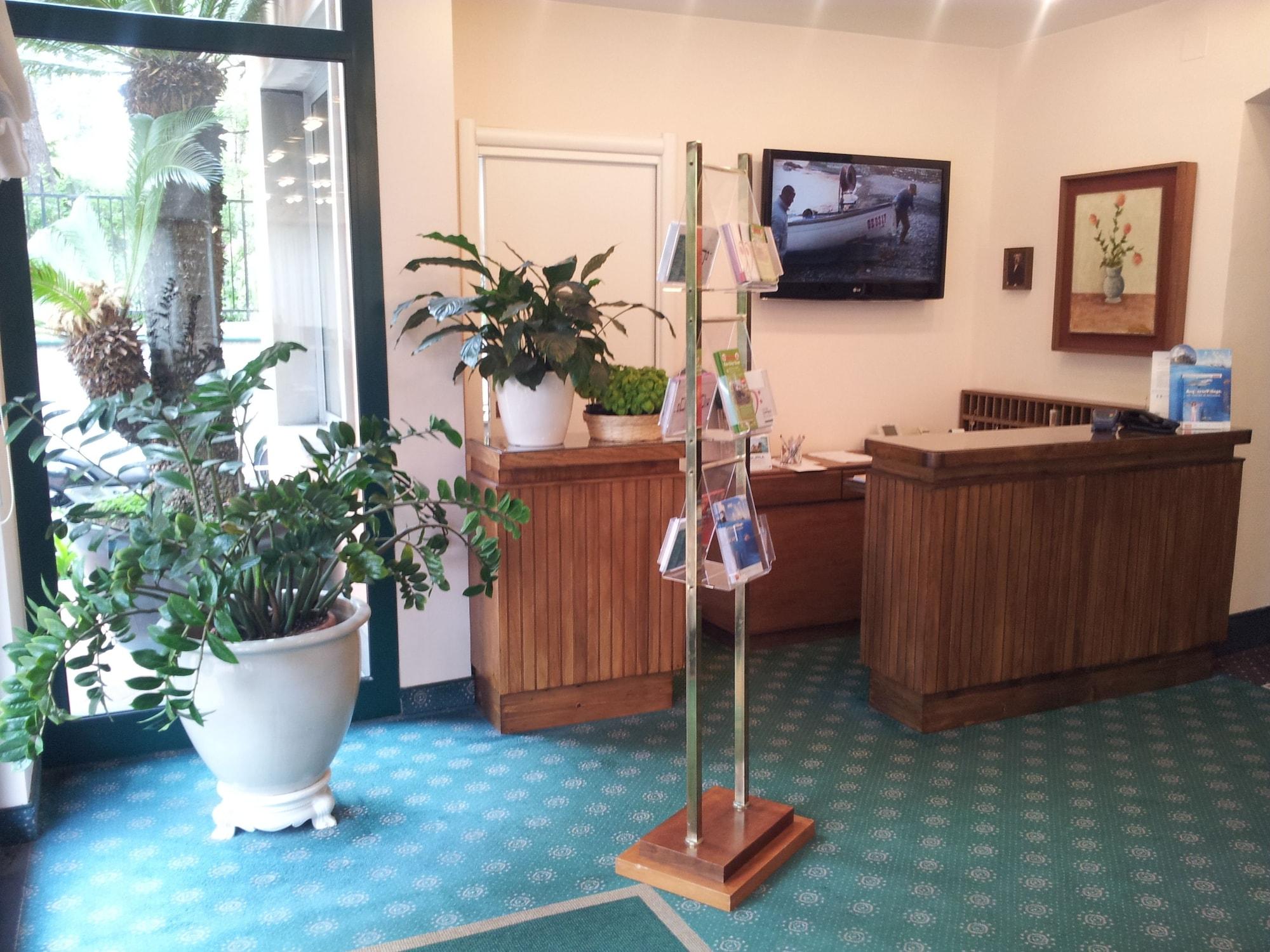 Vista Lobby Hotel La Capannina