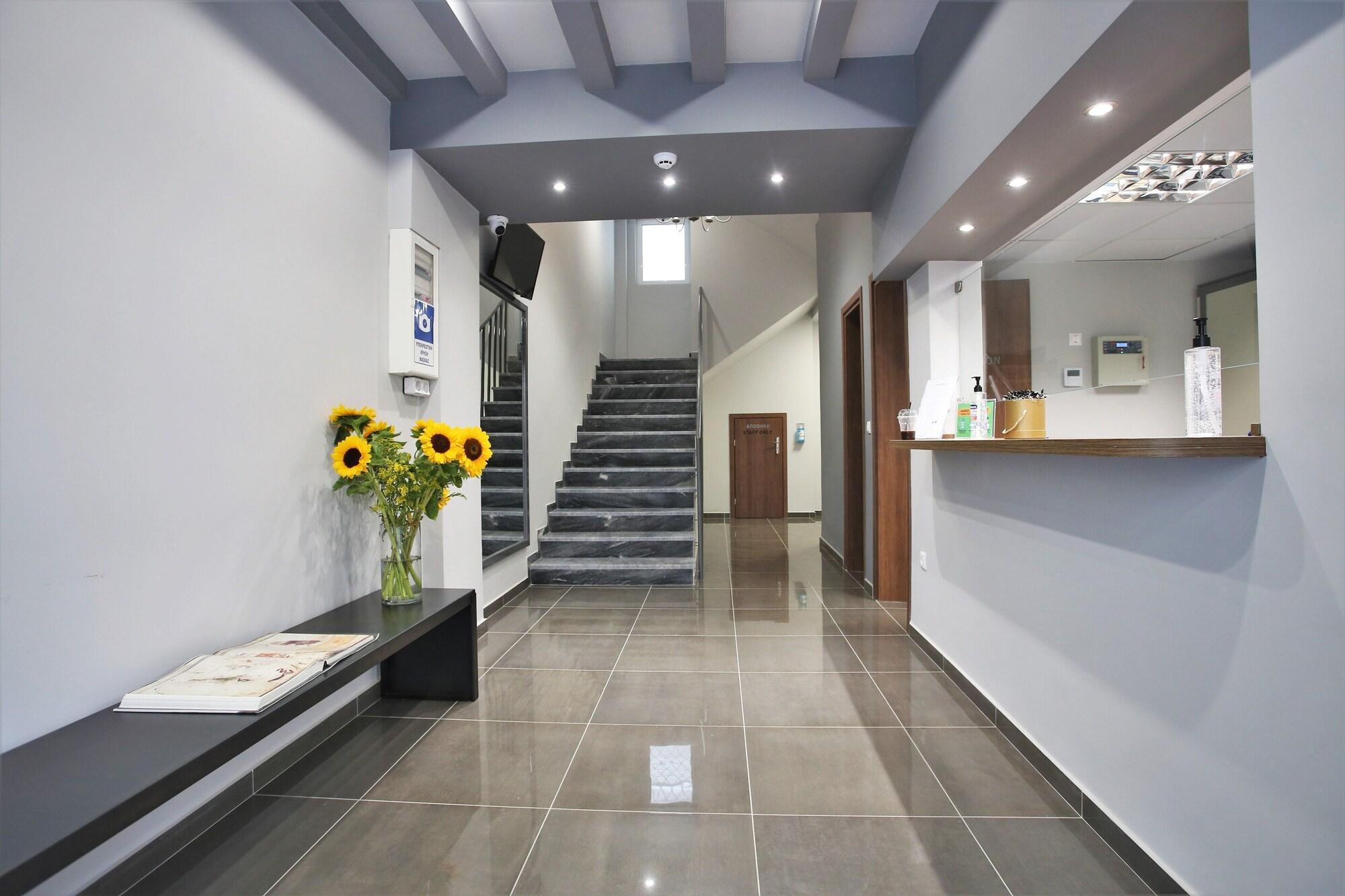 Vista Lobby Aethon Airport Project Hotel-Free Shuttle