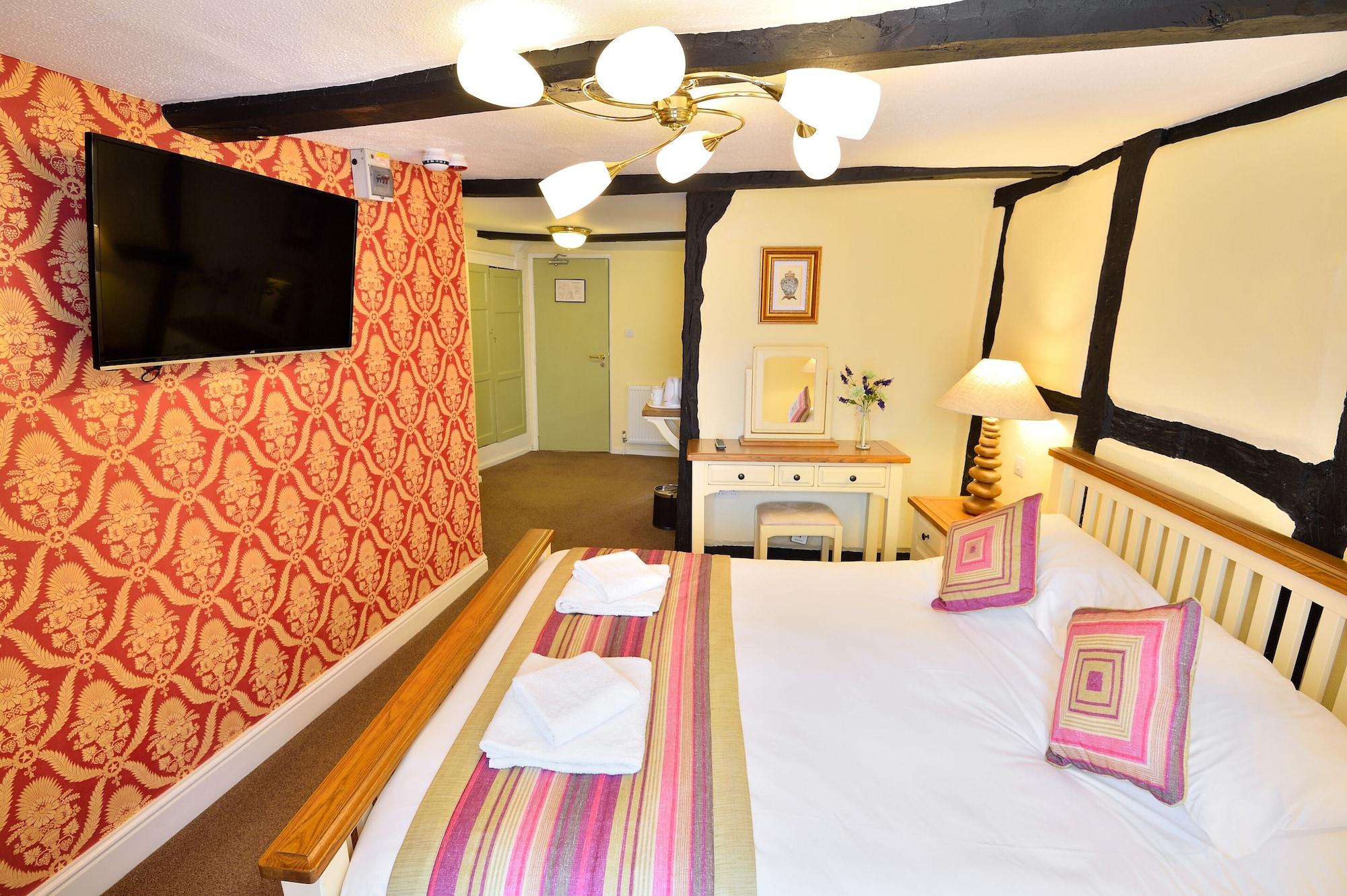 Varios Talbot Hotel