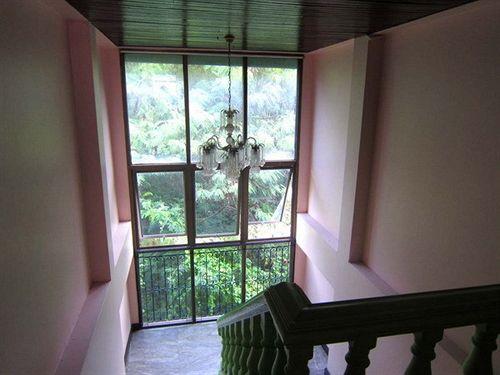 Varios AA Guesthouse
