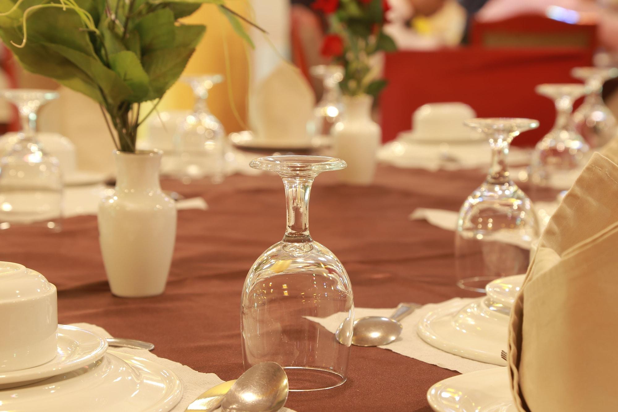 Salón de Baile Hotel Metro International