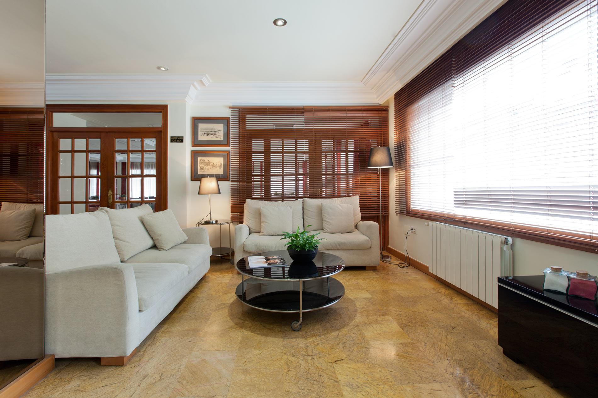 Bar/Salón Costa Blanca