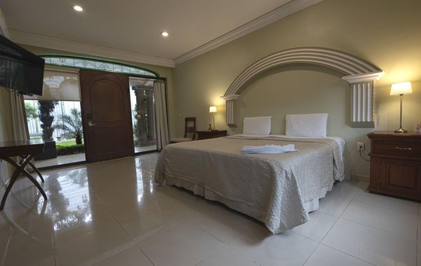 Hotel Villa Florencia - Hoteles con traslado en Tequisquiapan, Querétaro