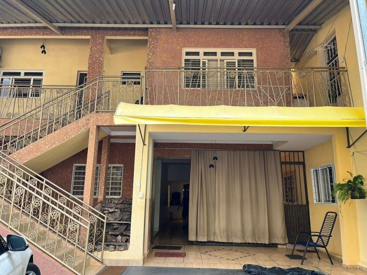 Vista Exterior Pousada Lopes
