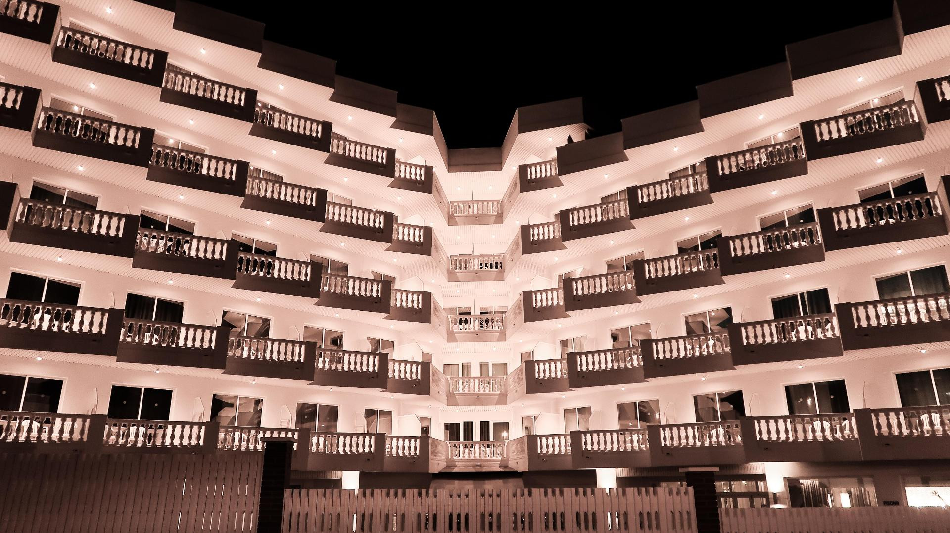 Vista Exterior Hotel Bernat II