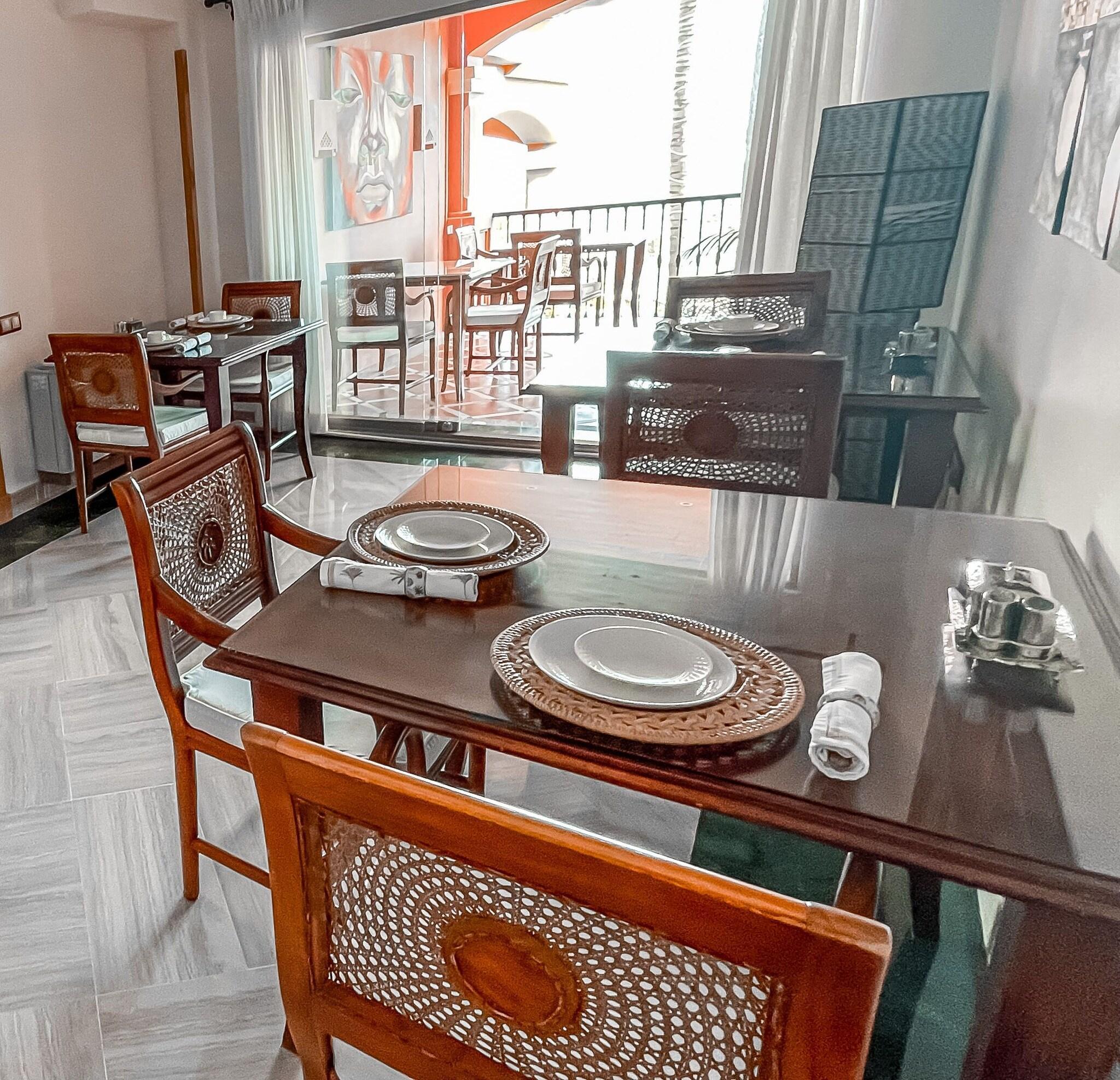 Restaurant The Marbella Heights Boutique Hotel