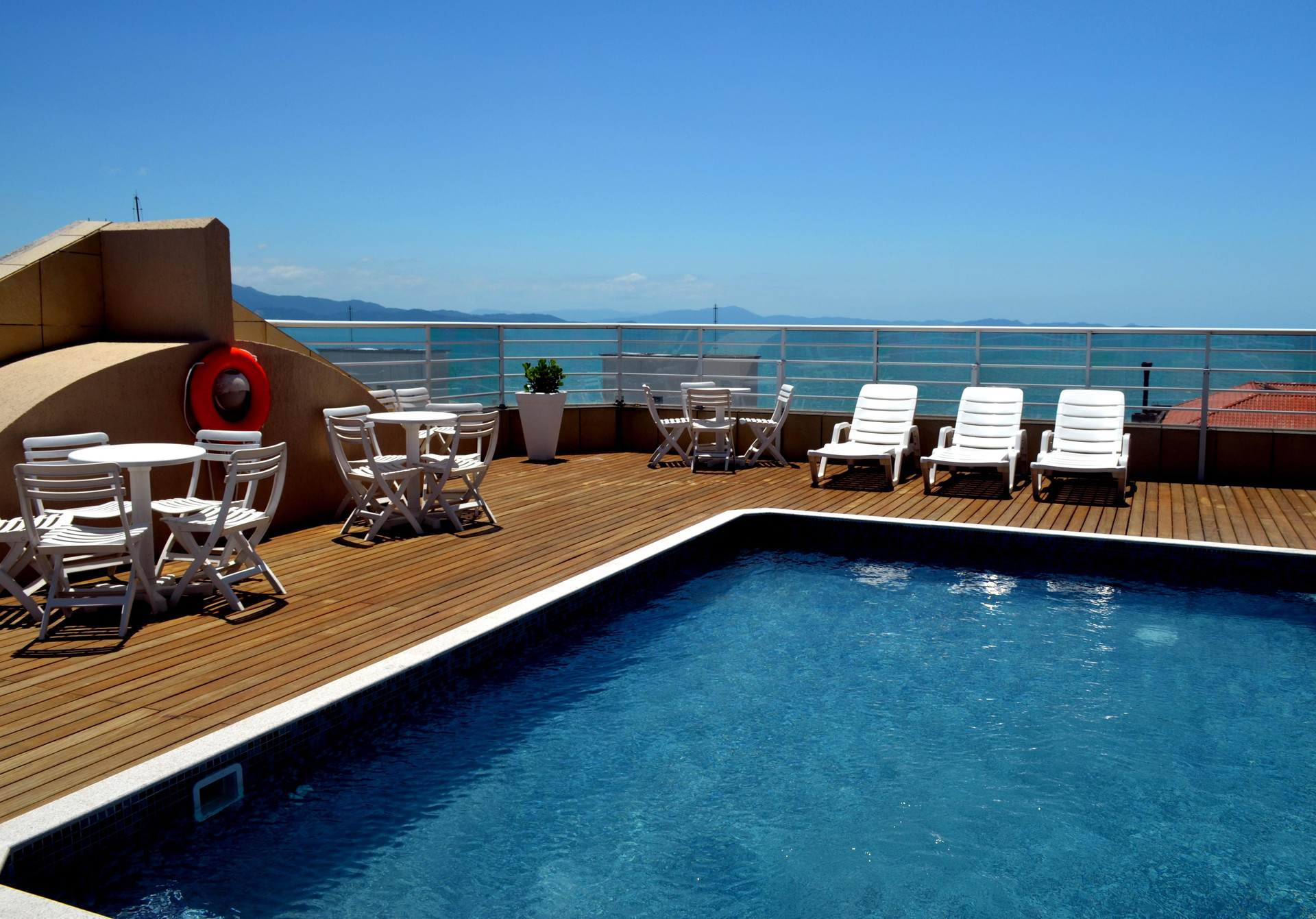 Vista Piscina Luísa Palace