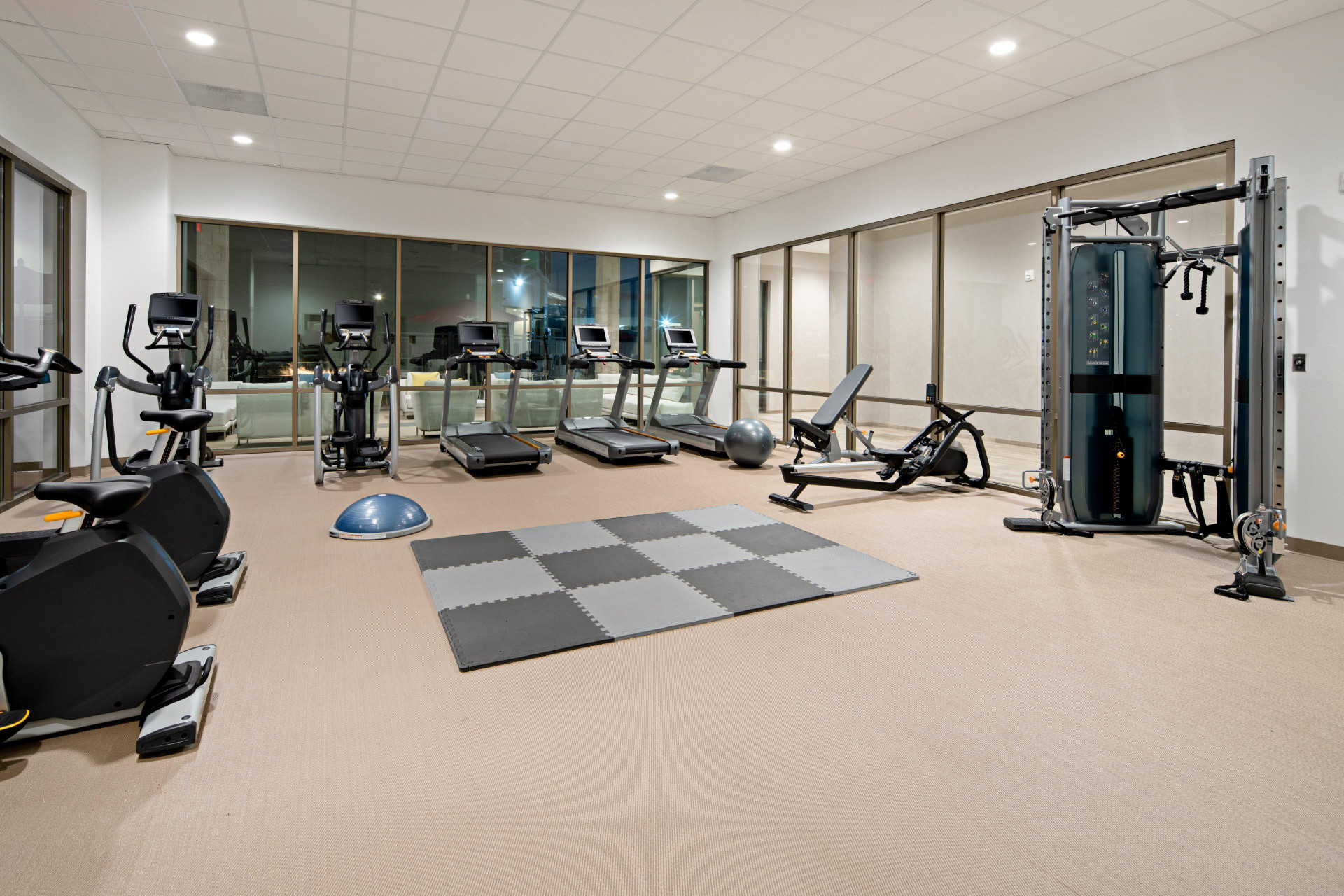 Instalaciones Recreativas Holiday Inn Long Beach Airport Hotel and Conference Center by IHG