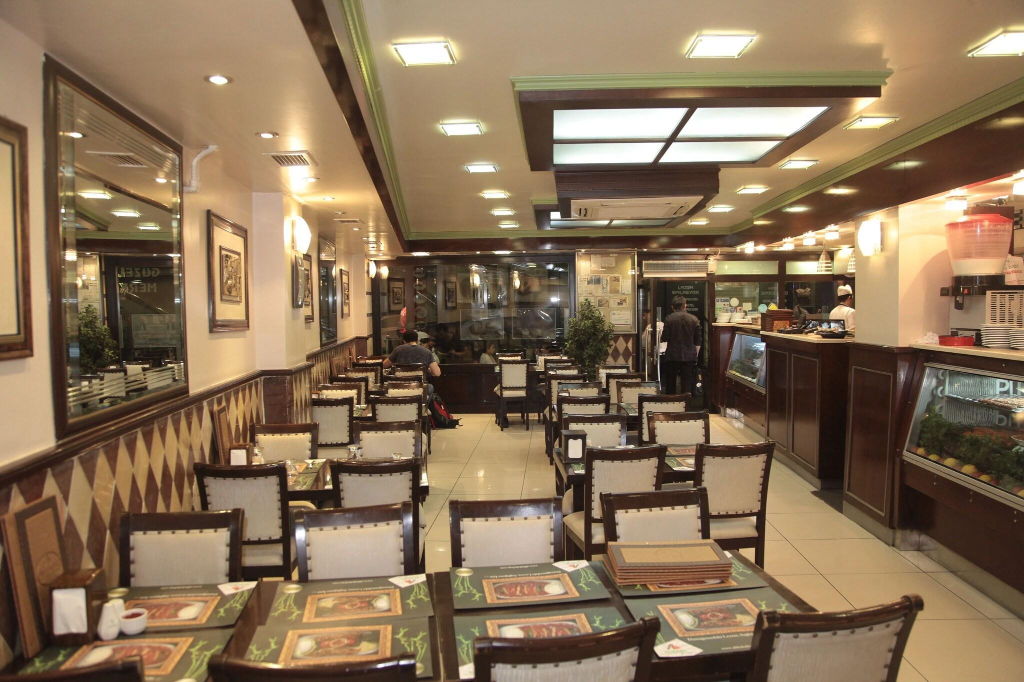 Restaurant Golden Pen Hotel