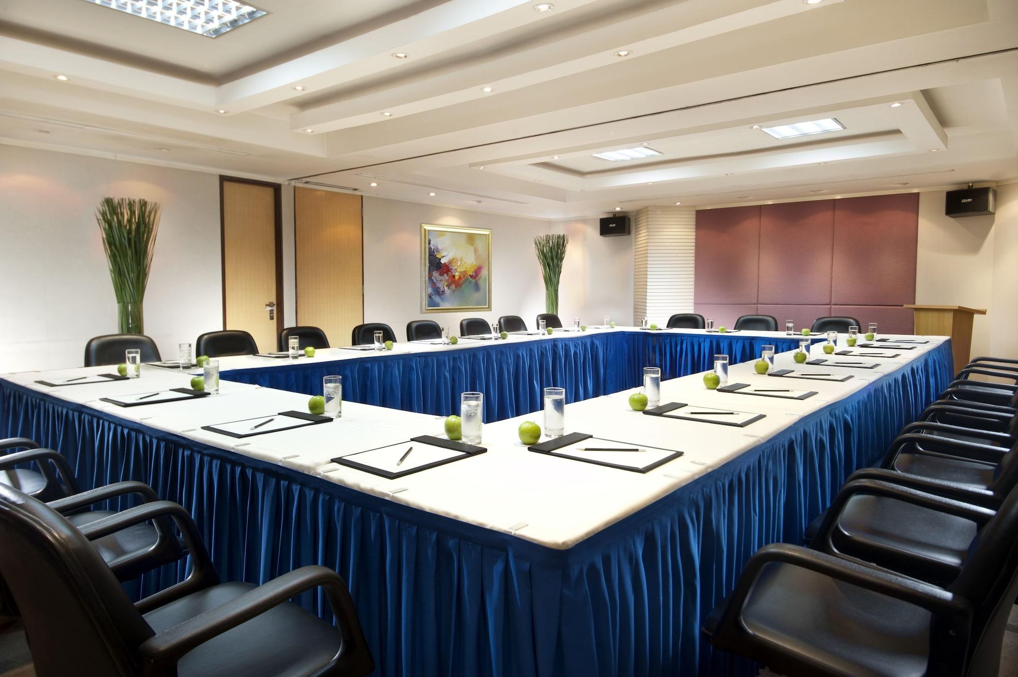 Sala de Reuniones Somerset International Building Tianjin