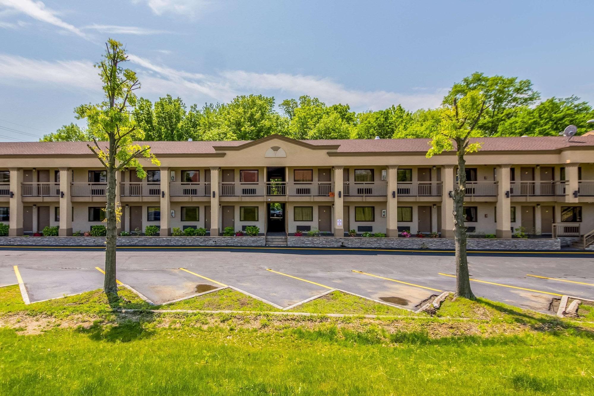 Vista Exterior Econo Lodge Mount Laurel - Philadelphia East