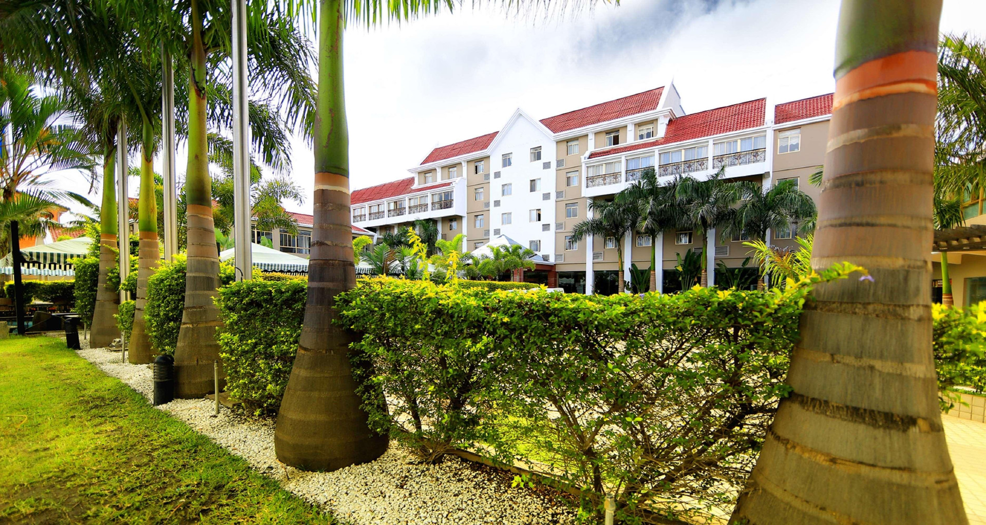 Vista Exterior Best Western Plus Paramount Hotel