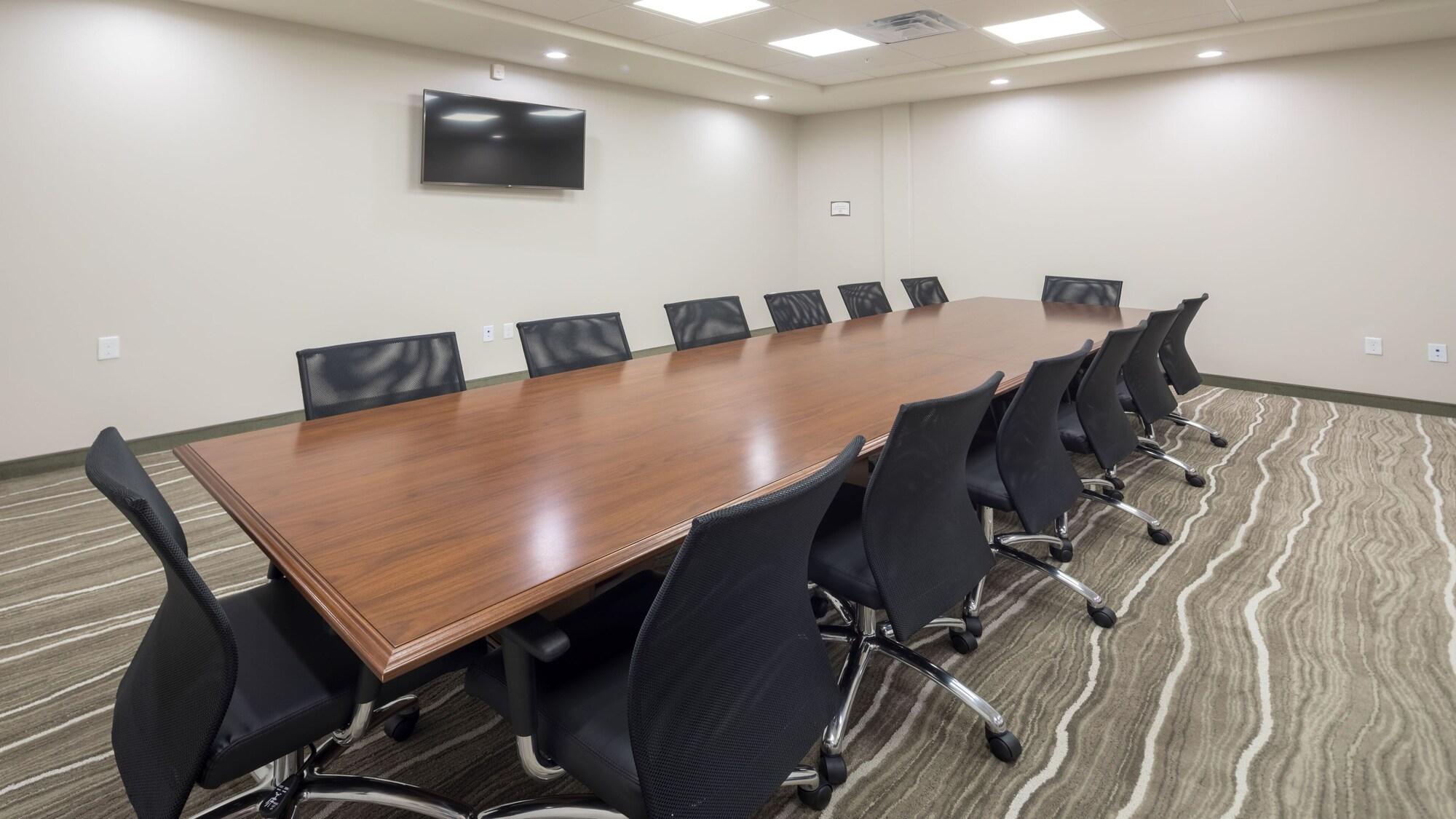 Sala de Reuniones Staybridge Suites Dallas Market Ctr Love Field by IHG