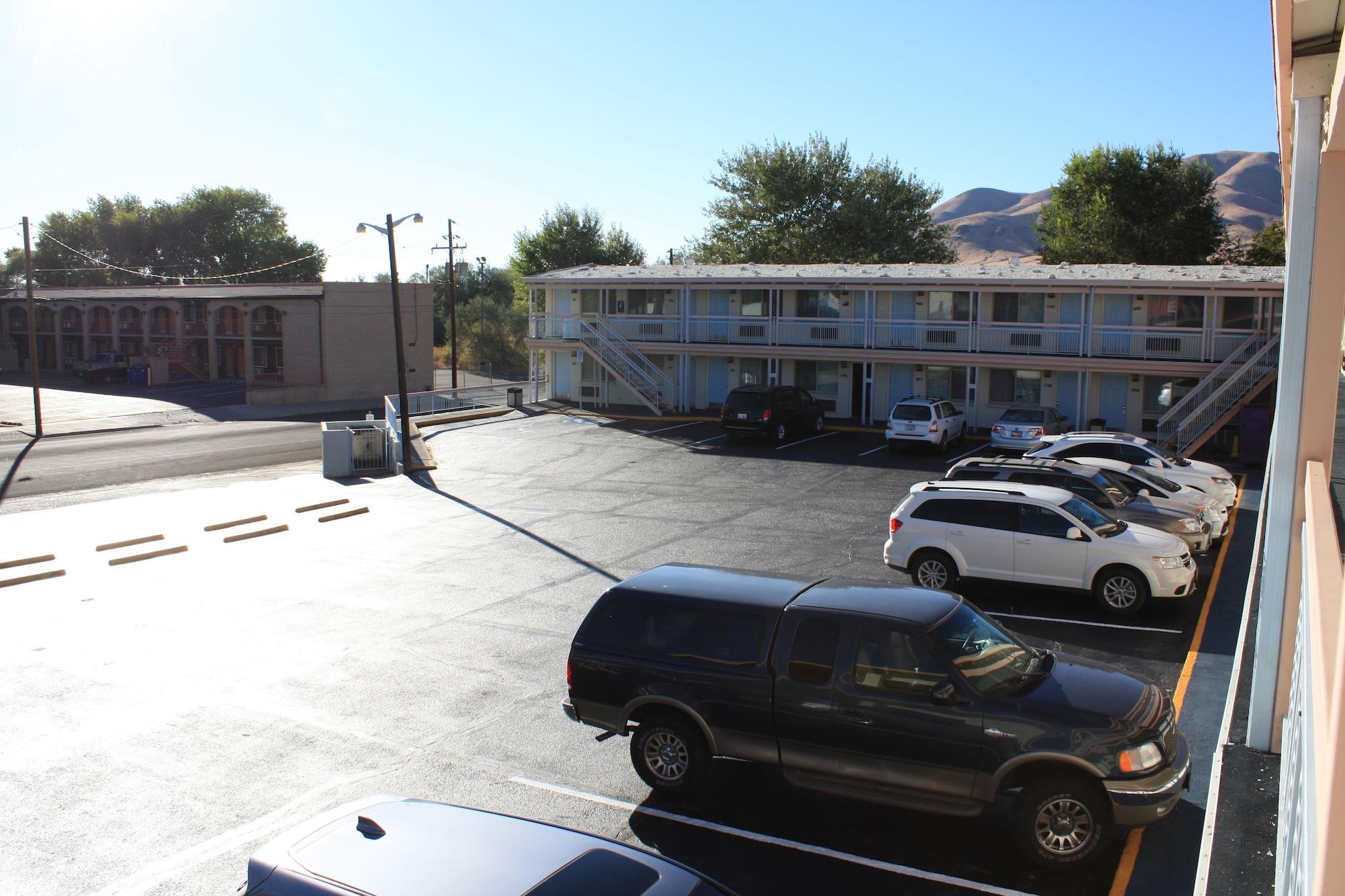 Vista Exterior Holiday Motel