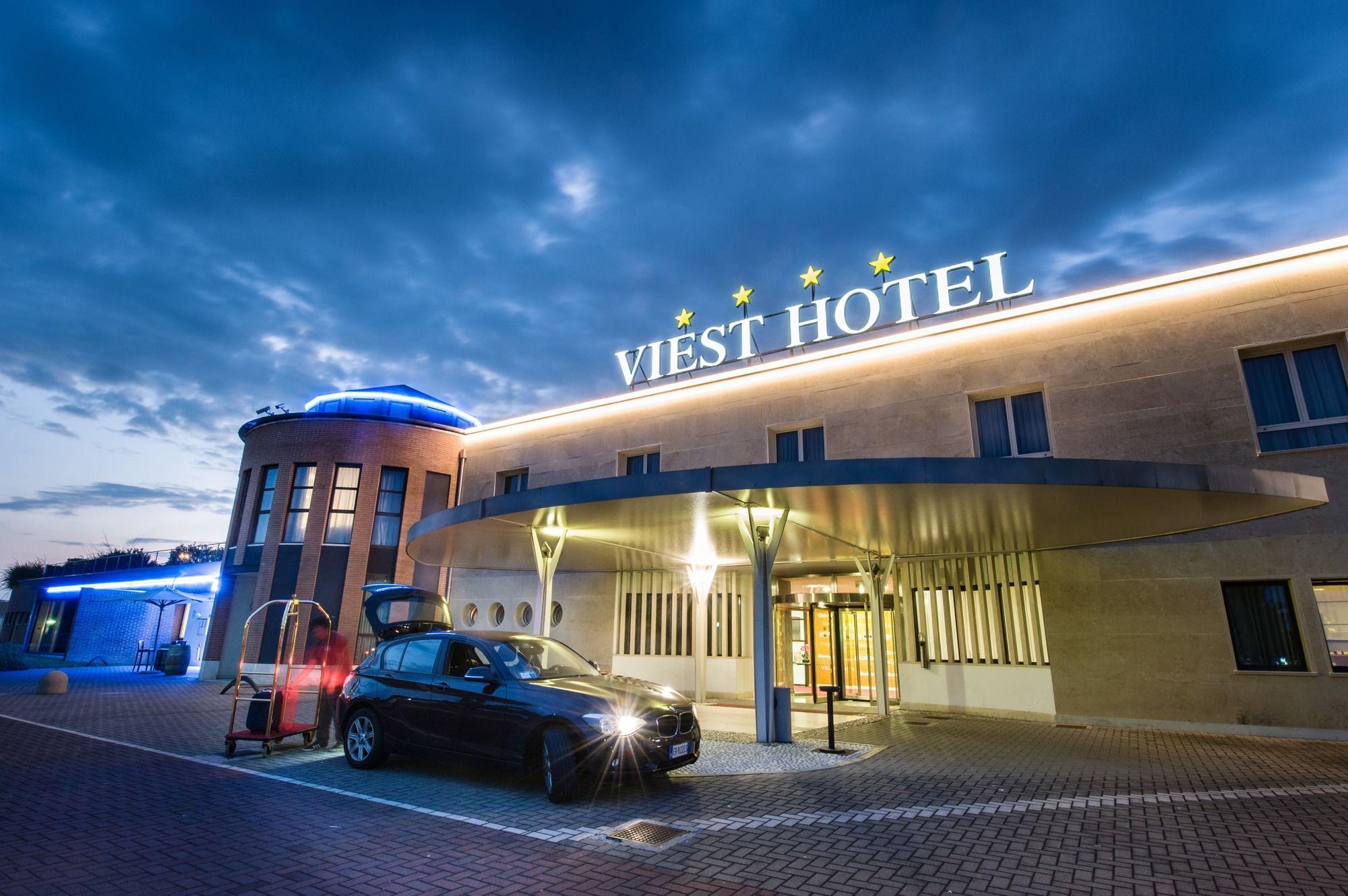 Vista Exterior Viest Hotel