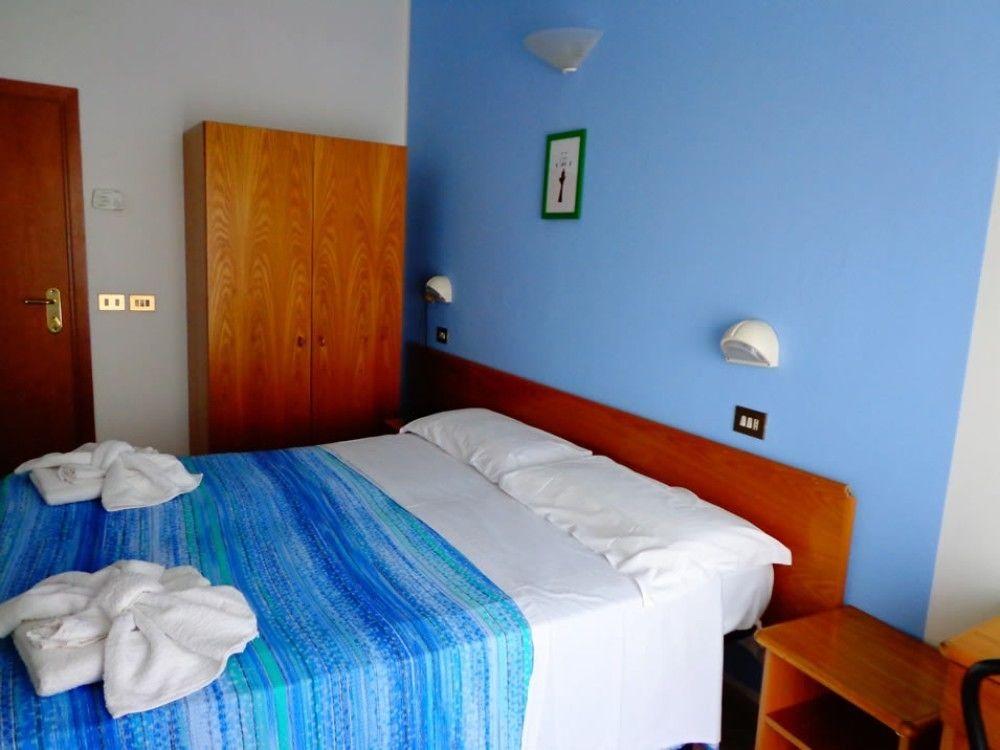 Equipamiento de Habitación Hotel Santiago