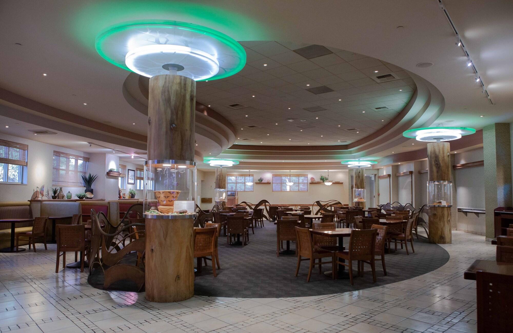 Restaurant The Hotel at Black Oak Casino Resort