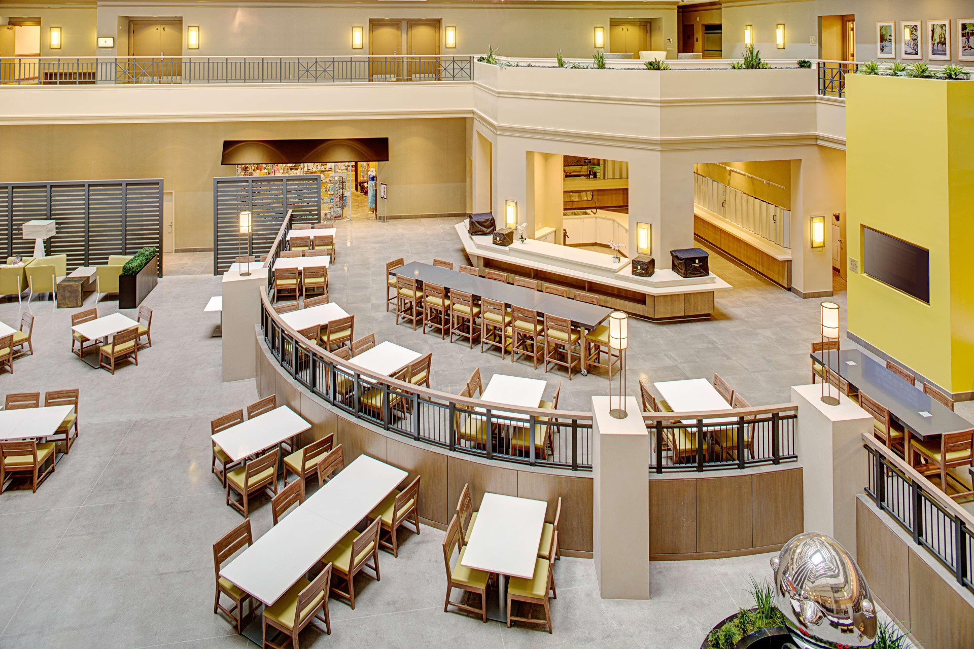 Vista Lobby Embassy Suites by Hilton San Diego Bay Downtown
