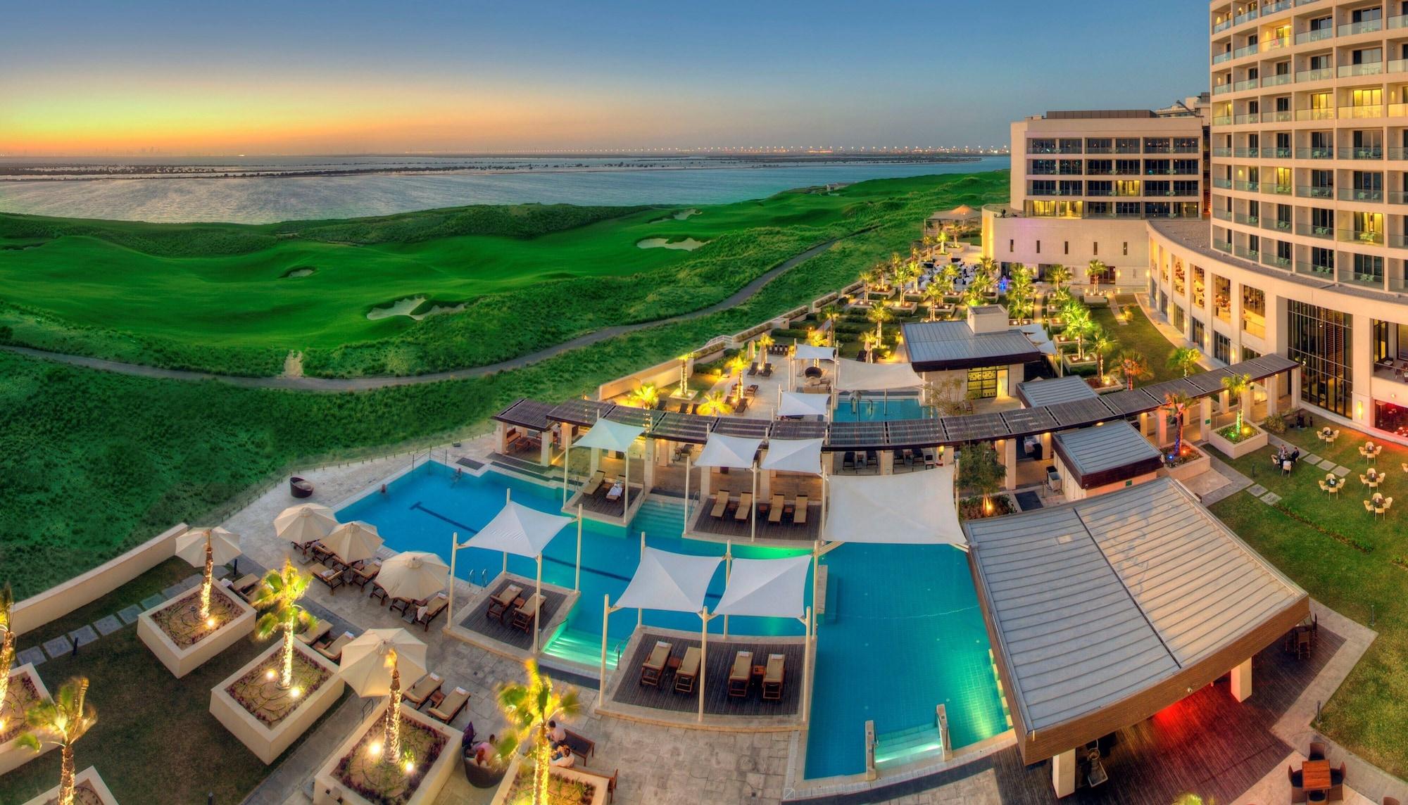 Playa Crowne Plaza Abu Dhabi Yas Island by IHG