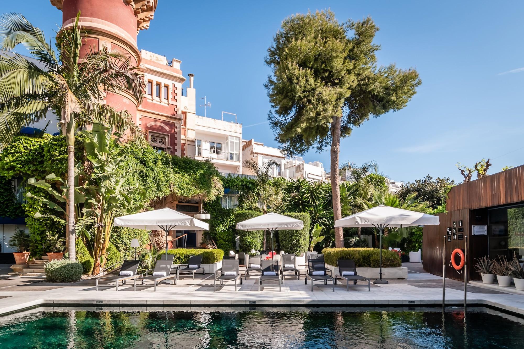Vista Exterior Hotel Medium Sitges Park