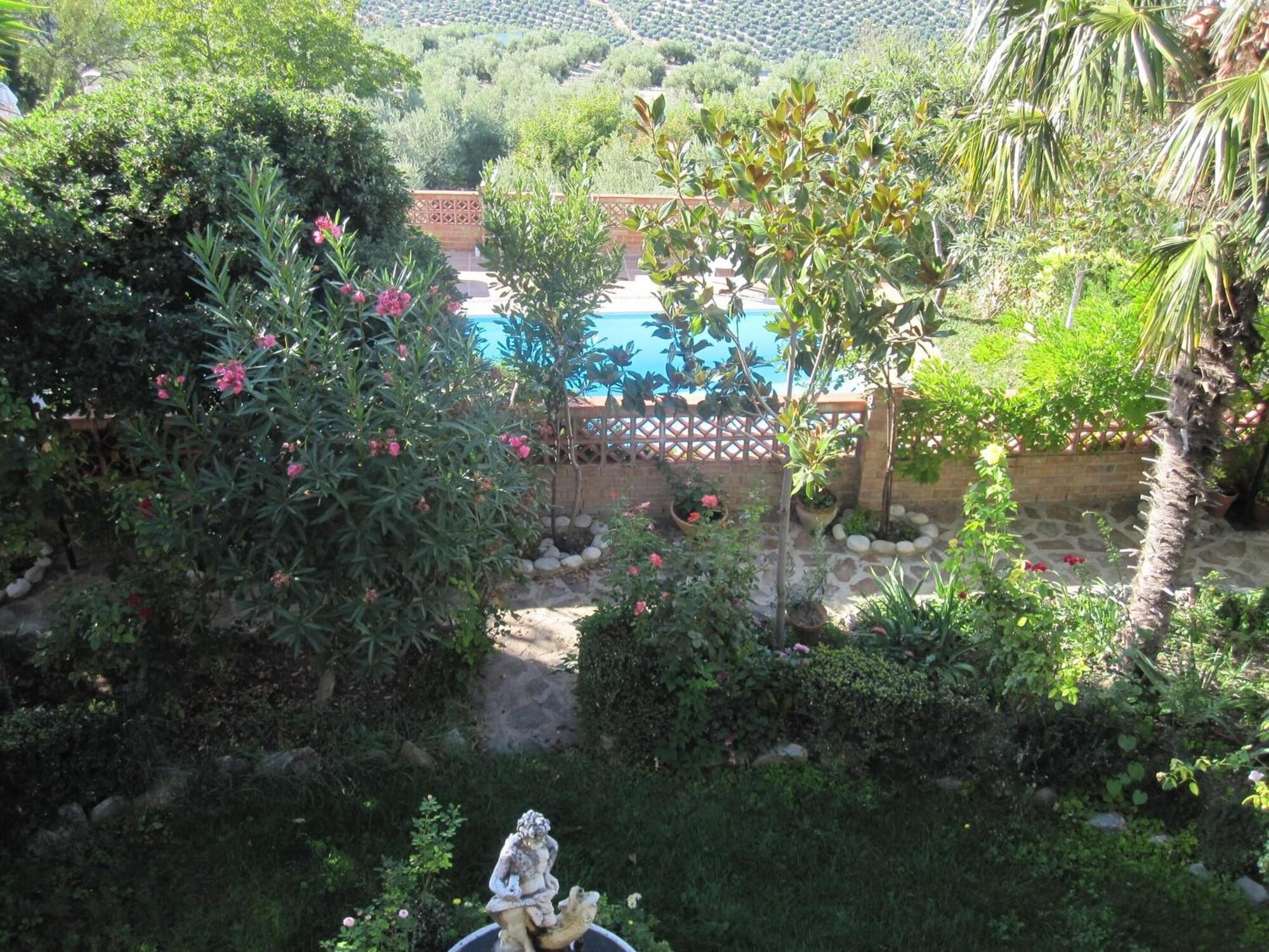 Comodidades del Alojamiento Hotel La Finca Mercedes