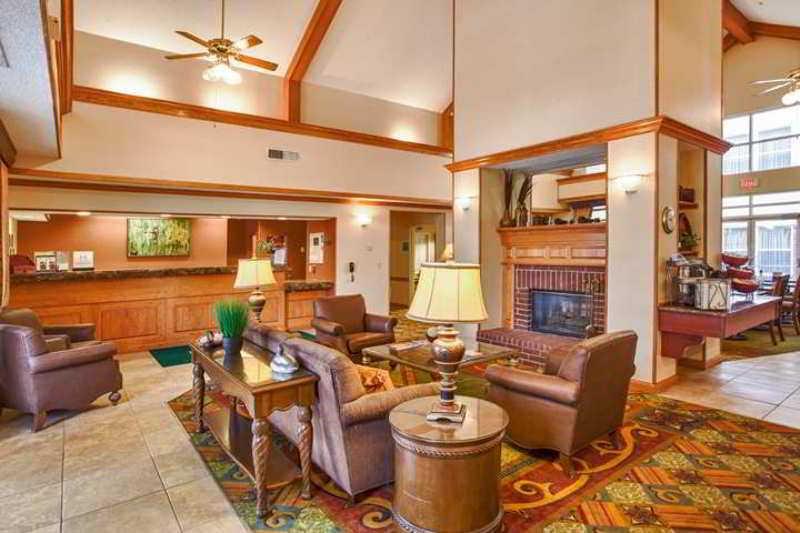 Vista Exterior Homewood Suites Dallas/Park Central