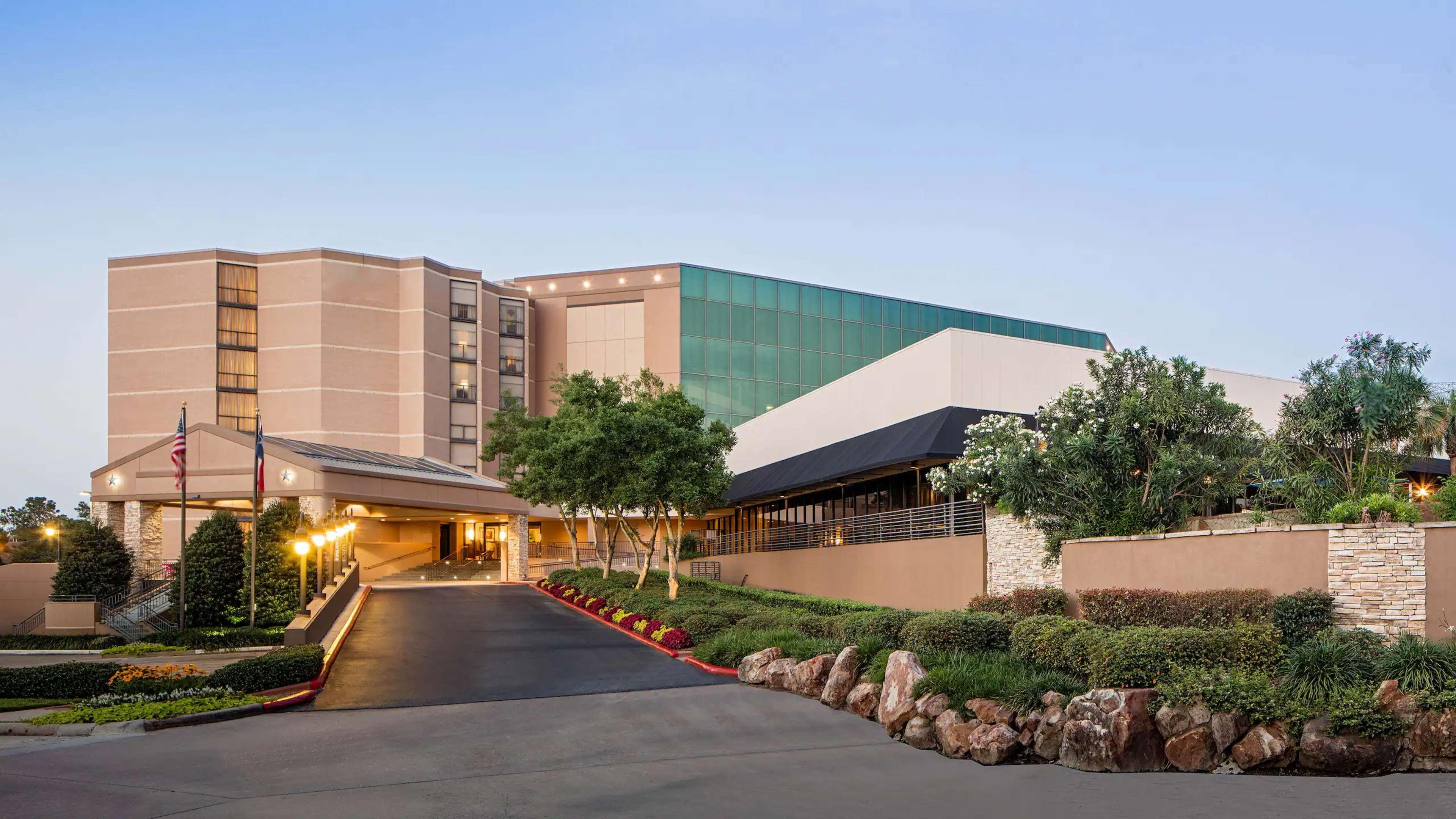 Vista Exterior Sonesta Hotel Houston IAH Airport