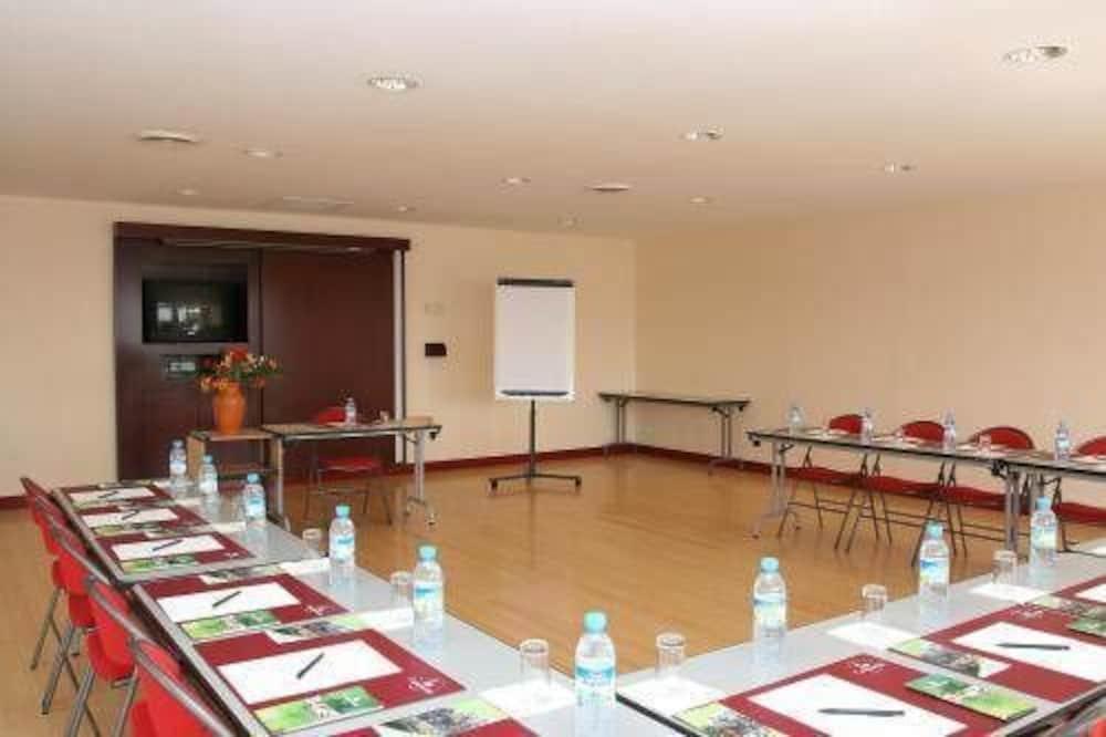 Sala de Reuniones ACE Hôtel Bordeaux-Cestas
