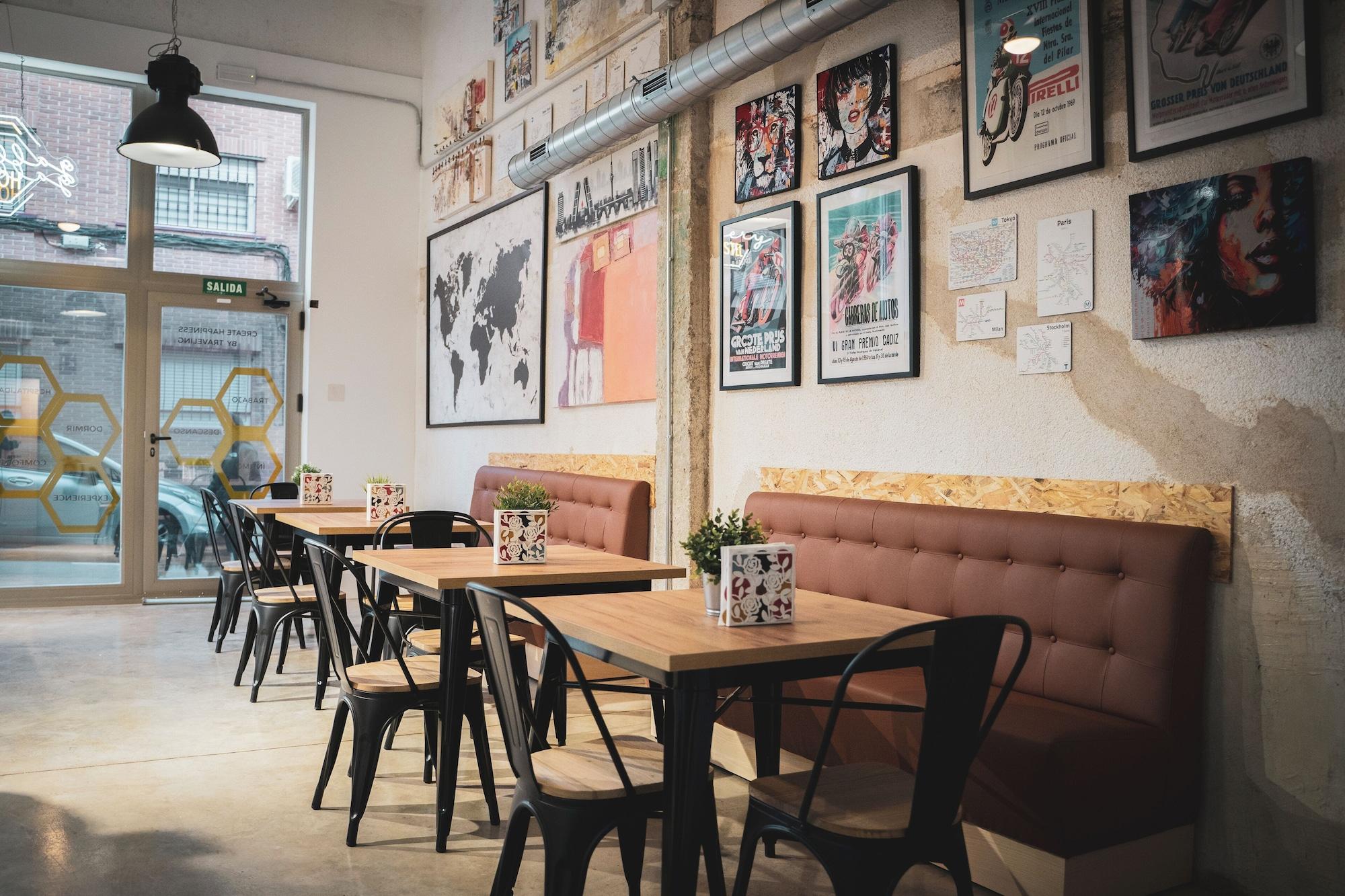 Restaurant Gallery Hostel Madrid