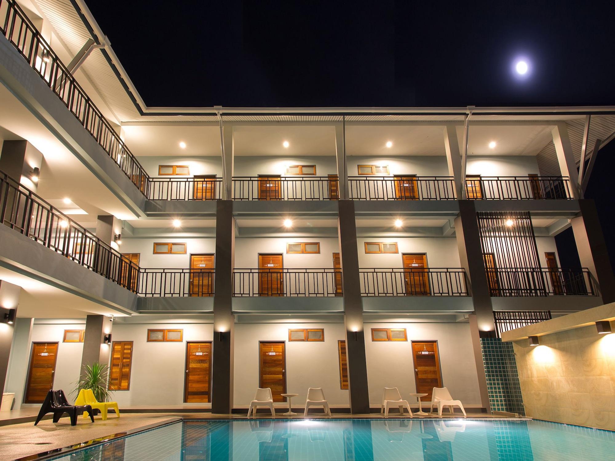 Vista Exterior Ruk Cozy Khao Lak