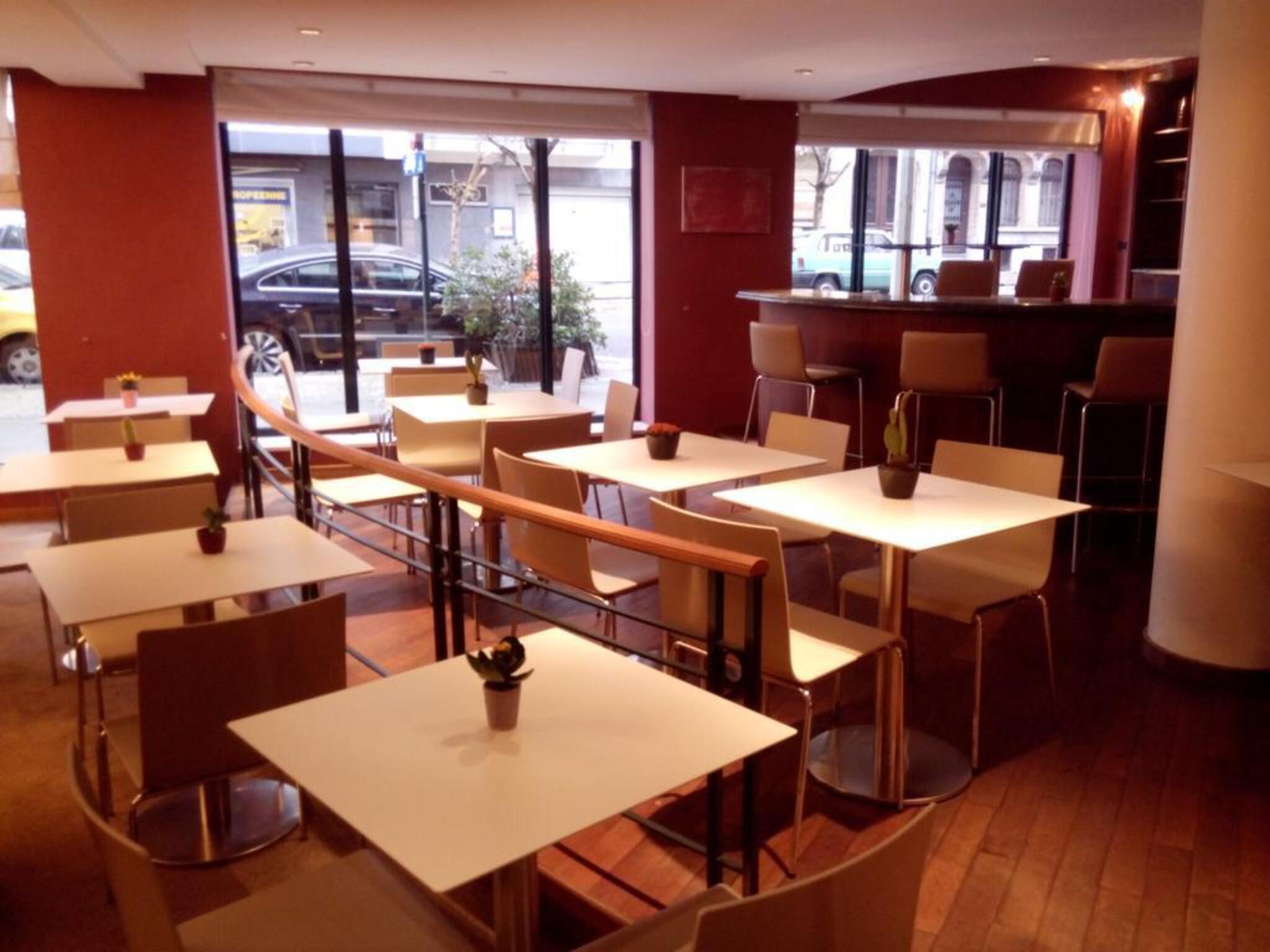 Bar/Salón B-aparthotel Ambiorix