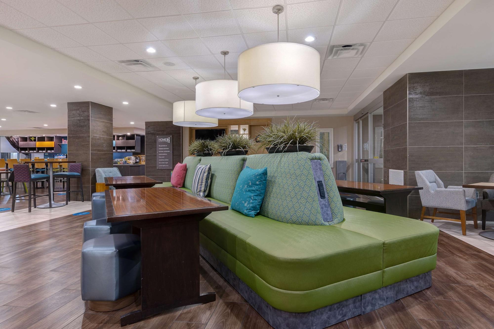 Vista Lobby Home2 Suites by Hilton Orlando/International Drive South