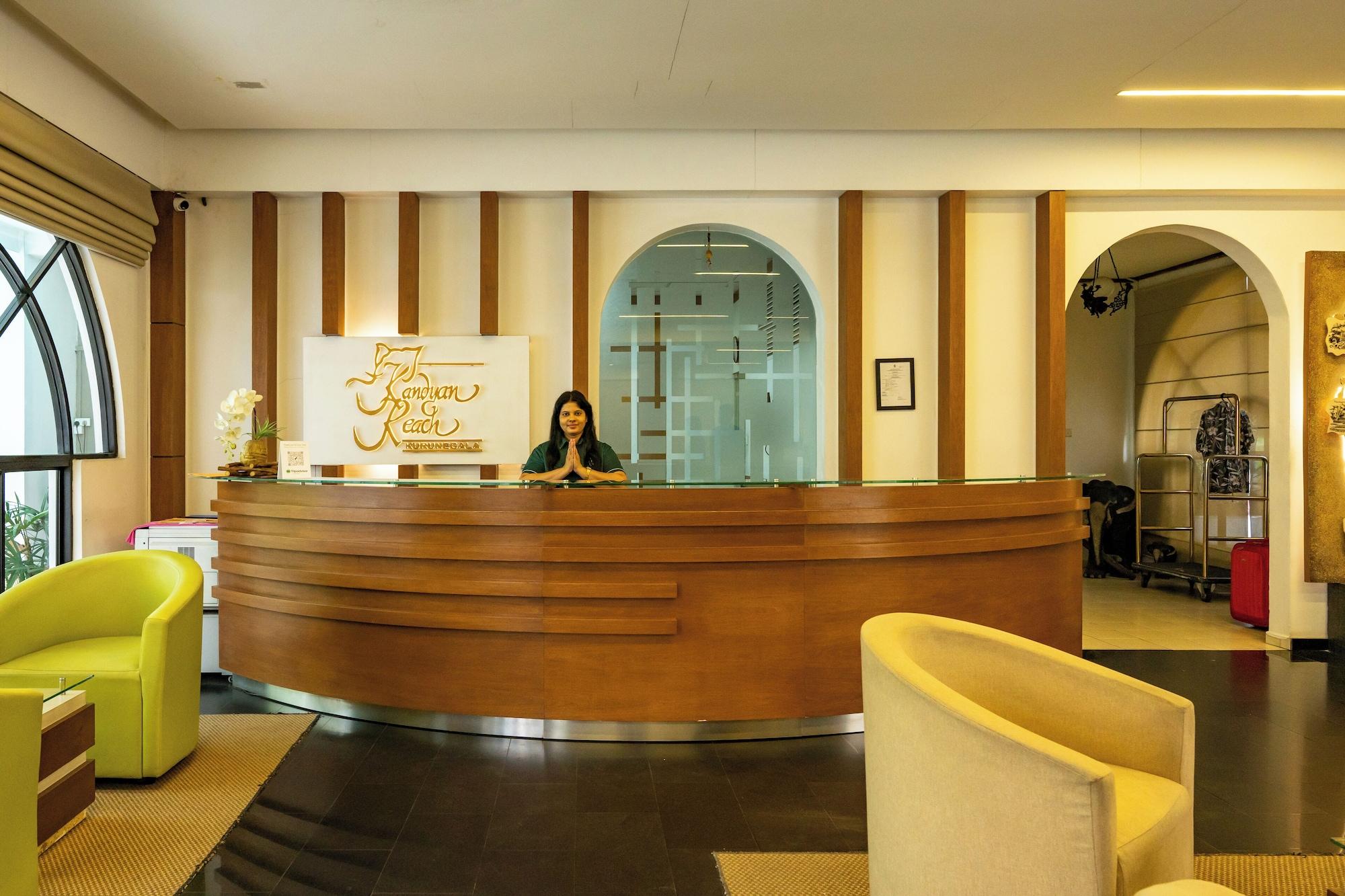 Vista Lobby Kandyan Reach Hotel
