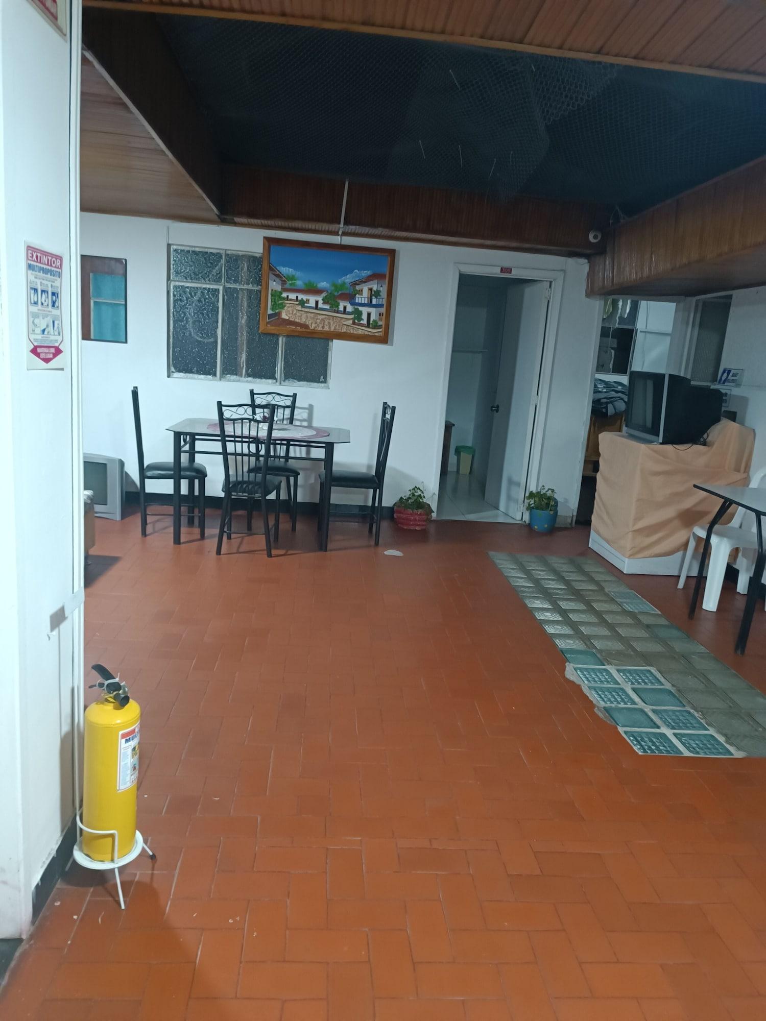 Comodidades del Alojamiento Hotel The Swit Real Centro