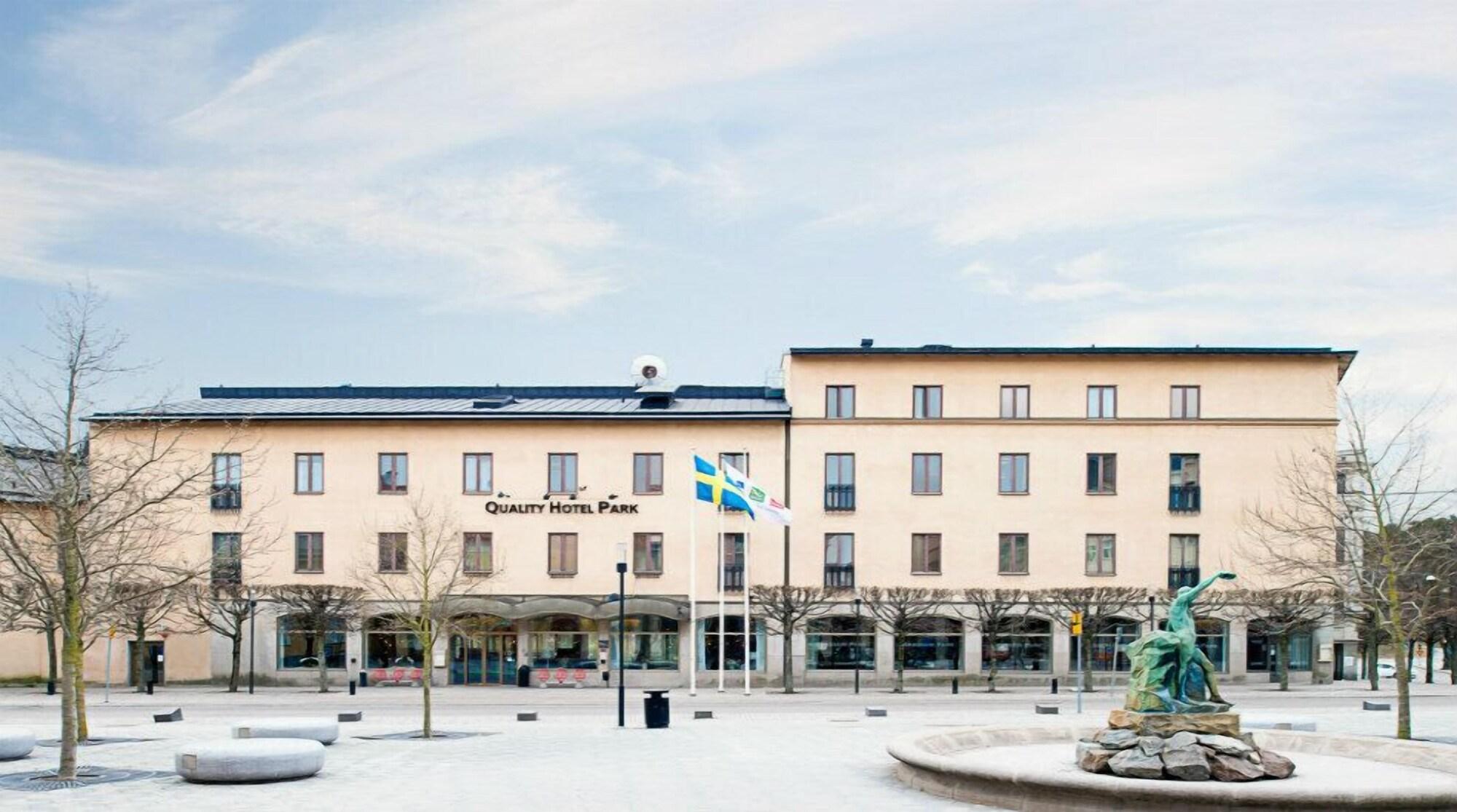 Vista Exterior Quality Hotel Park Södertälje City