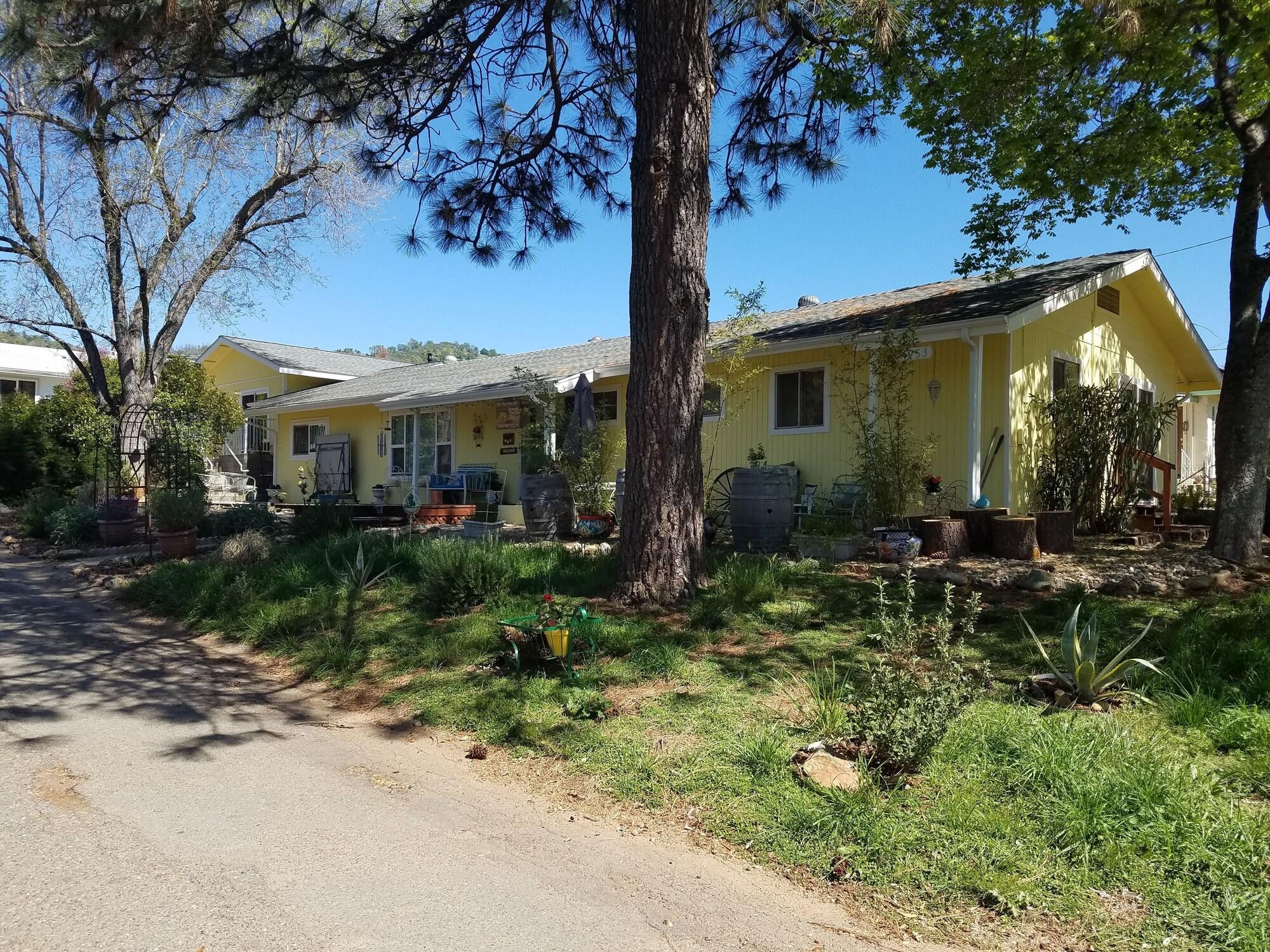 Varios Yosemite Plaisance Bed & Breakfast