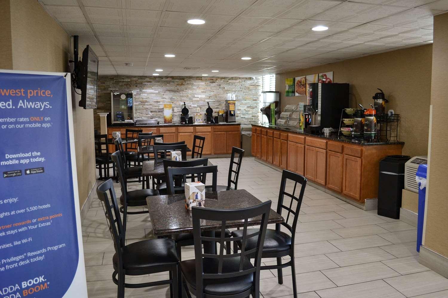 Restaurant Baymont by Wyndham Scranton Dunmore